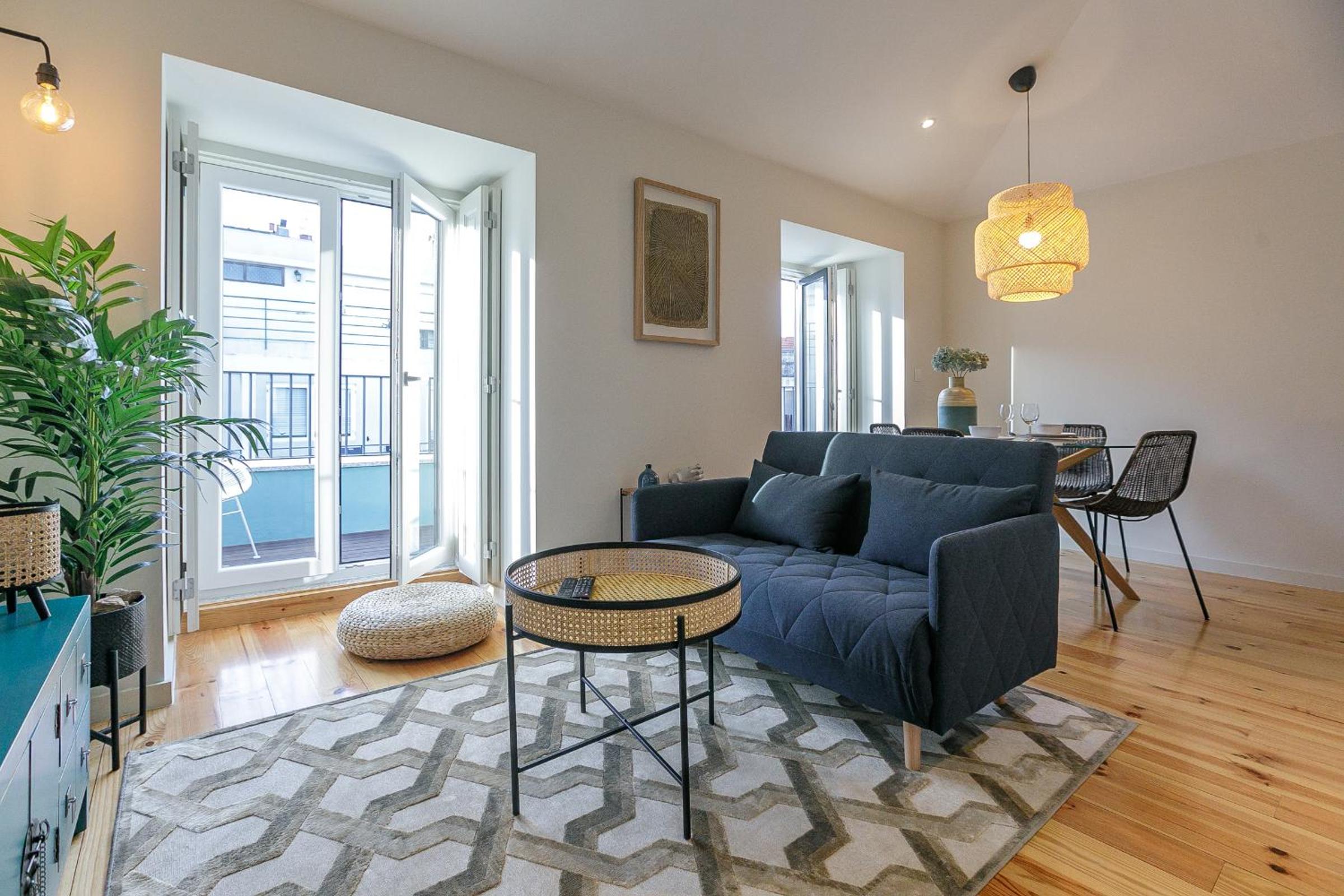LovelyStay - Downtown Studio with Pool, AC and Balcony view 3