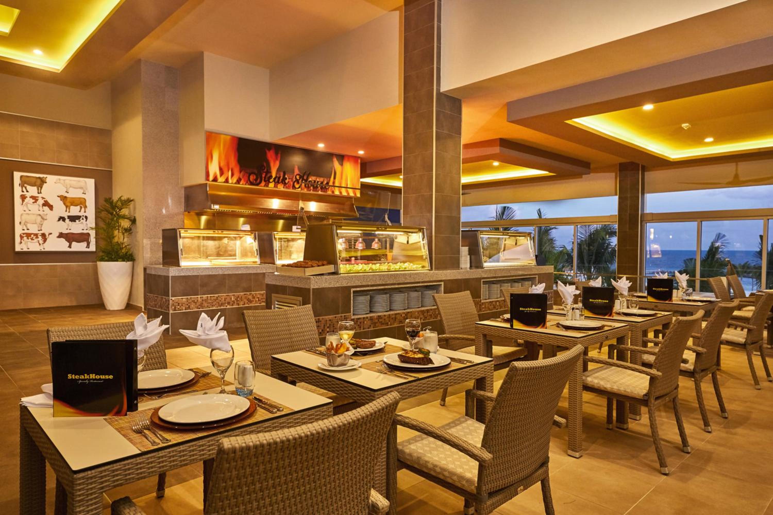 Riu Palace Costa Mujeres - All Inclusive