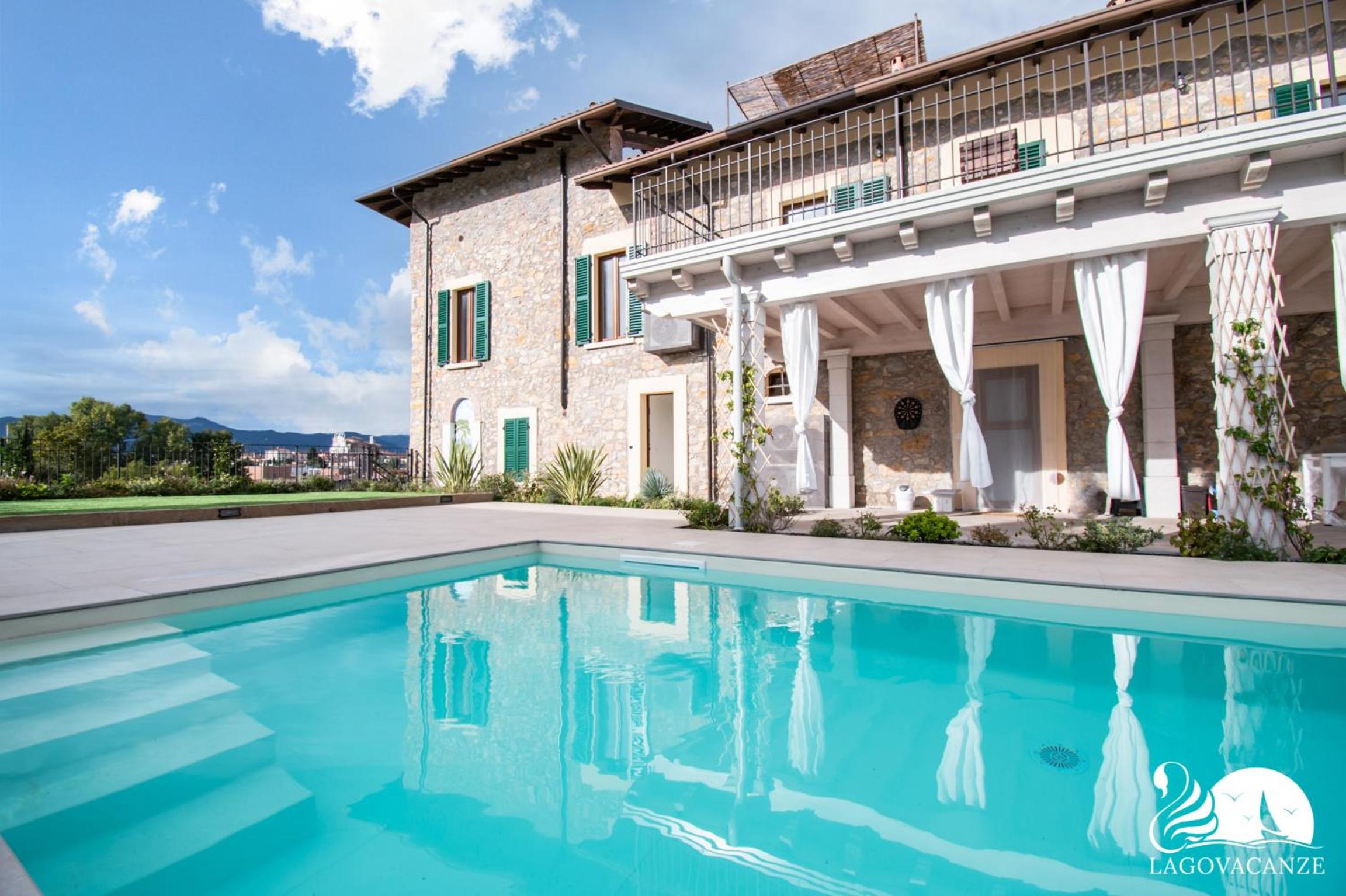 Luxus Gardoncino view 4
