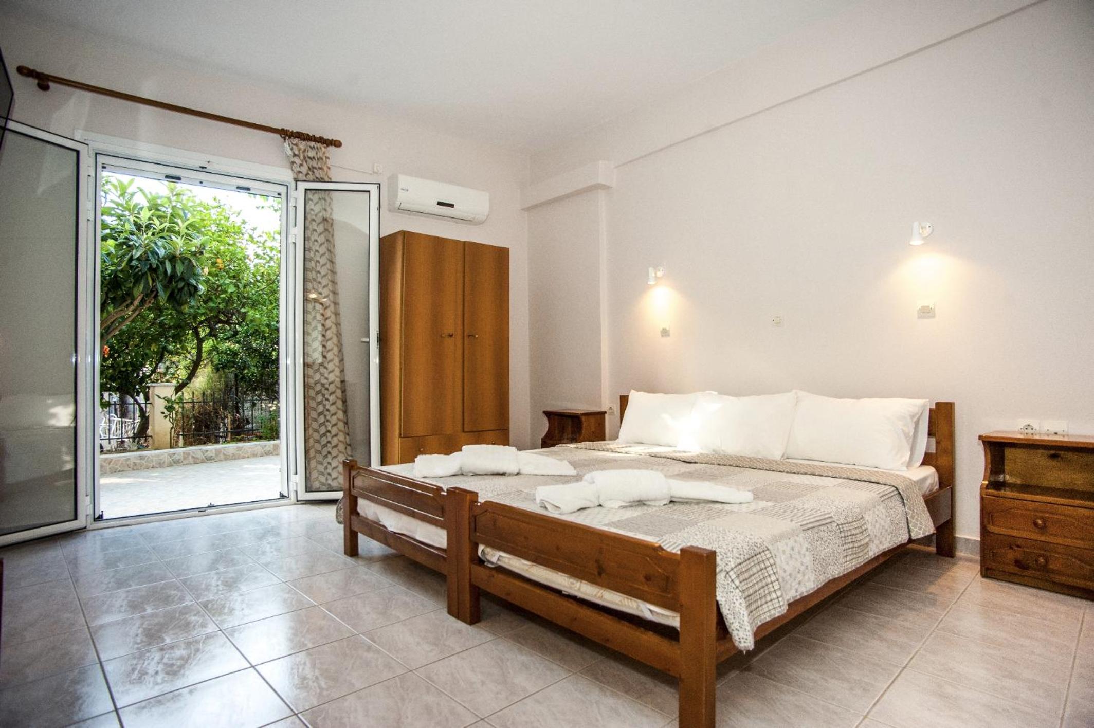 Captain Georgio Apartments view 5