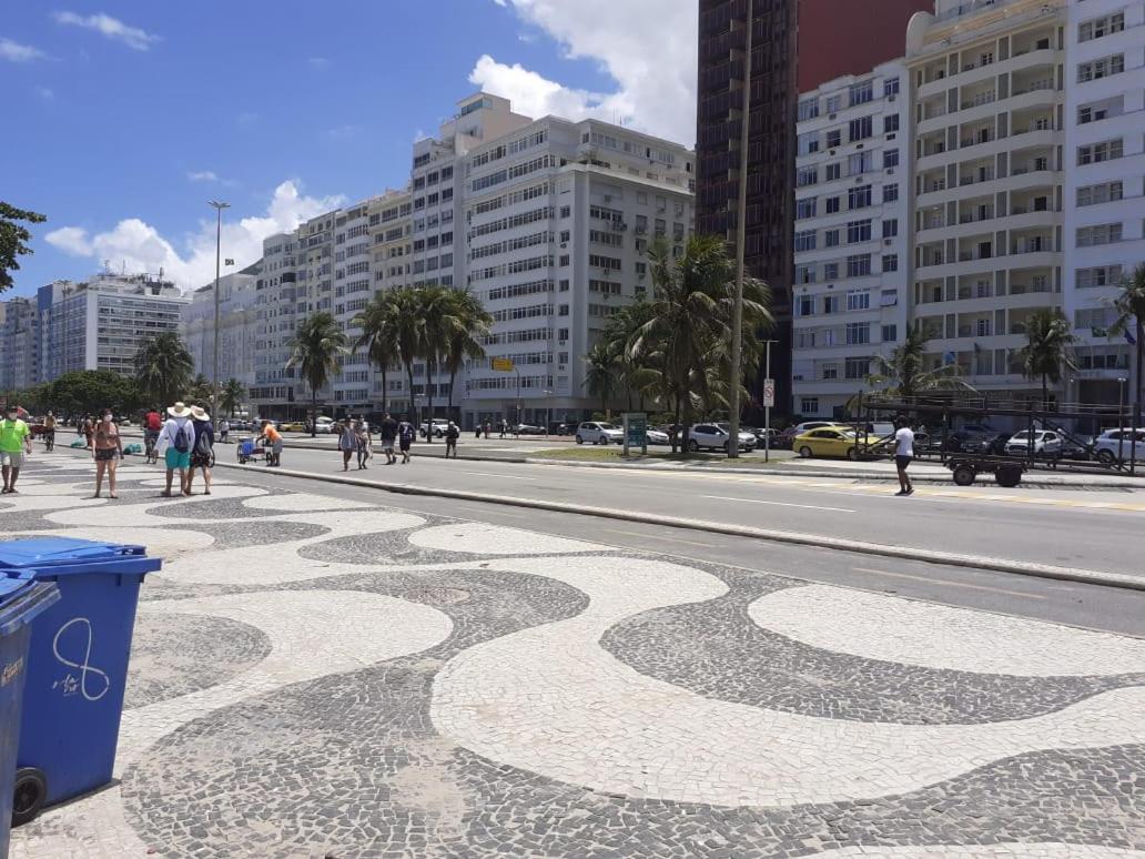 Apartamentos Copacabana ampla vista mar view 5
