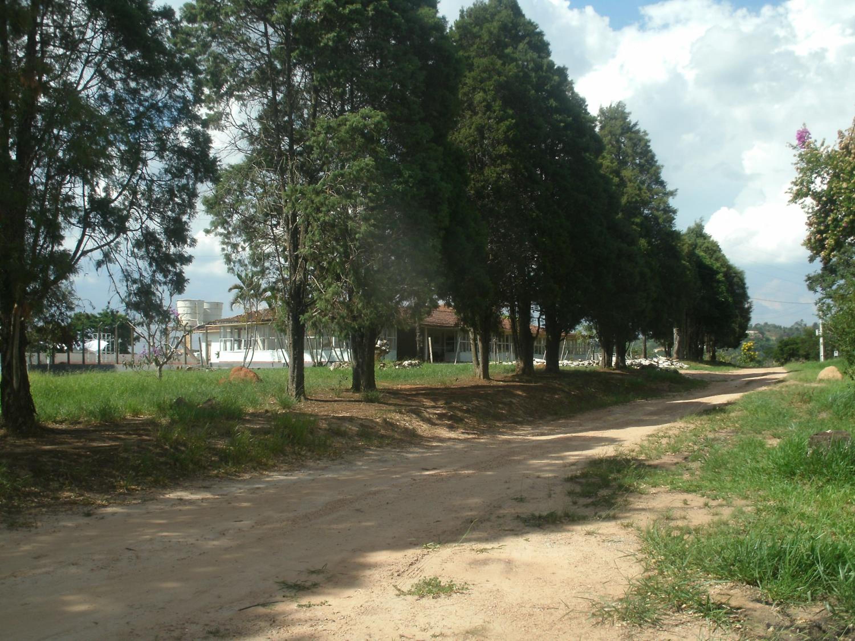 Lazer Campo Piscina 07 qts 4wc km.68 C.Branco