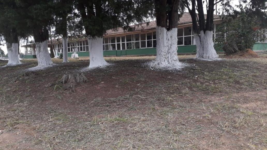 Lazer Campo Piscina 07 qts 4wc km.68 C.Branco