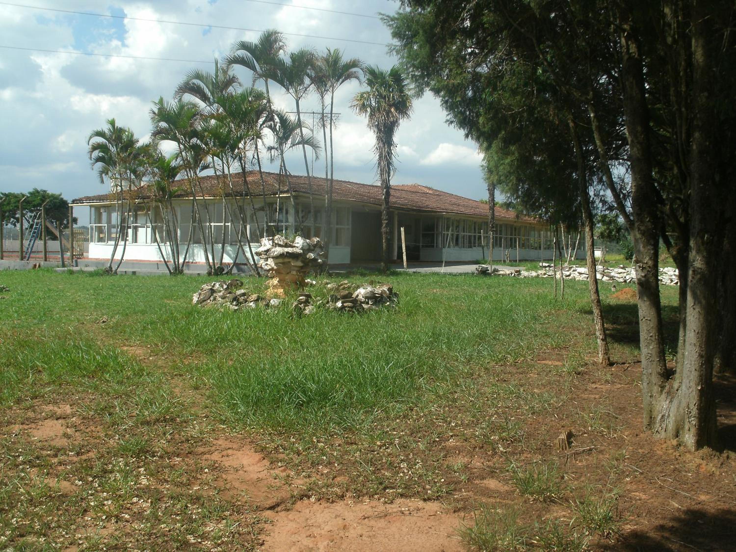 Lazer Campo Piscina 07 qts 4wc km.68 C.Branco