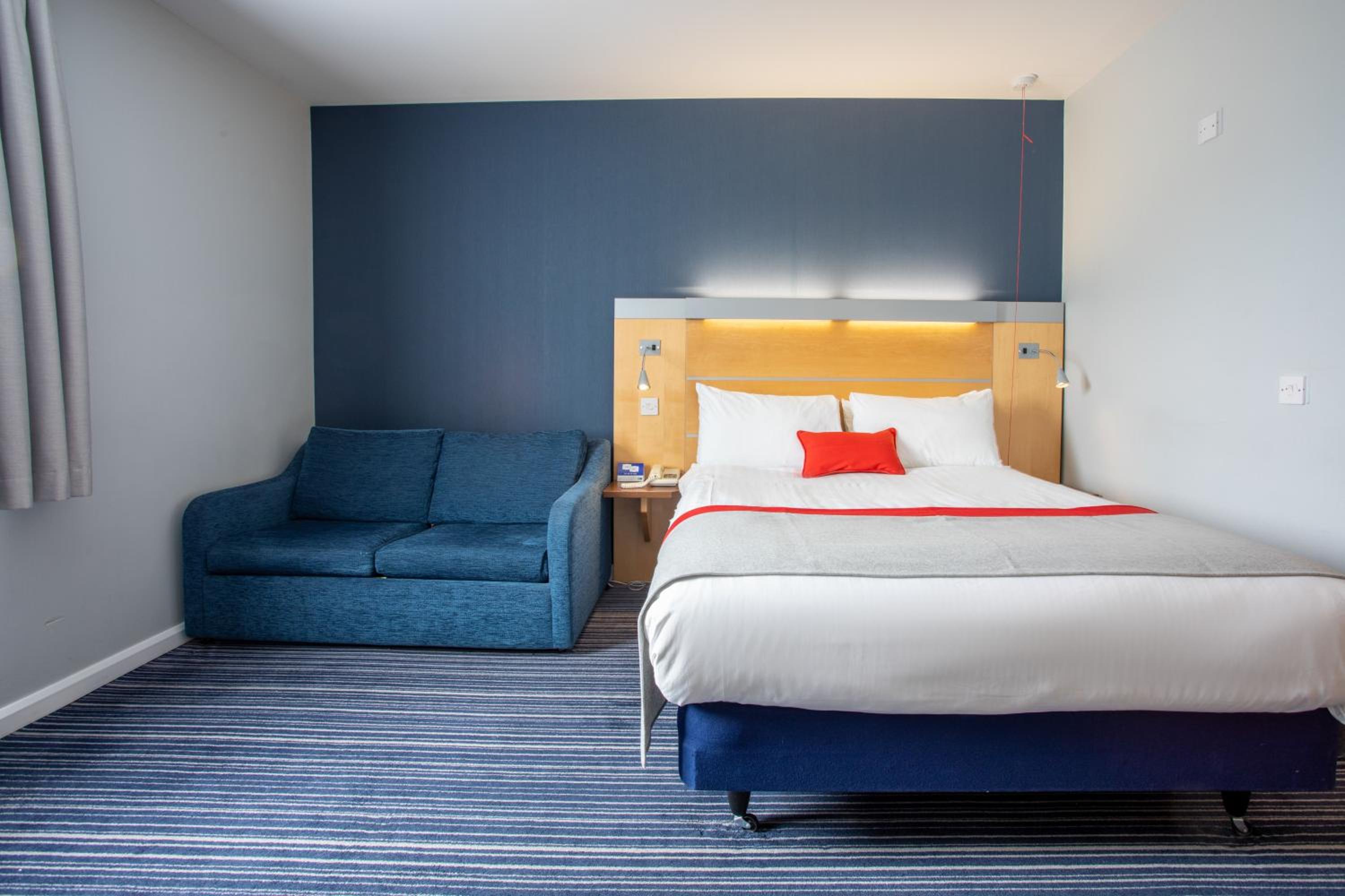 Dunfermline Vacations - Holiday Inn Express Dunfermline, an IHG Hotel - Property Image 52