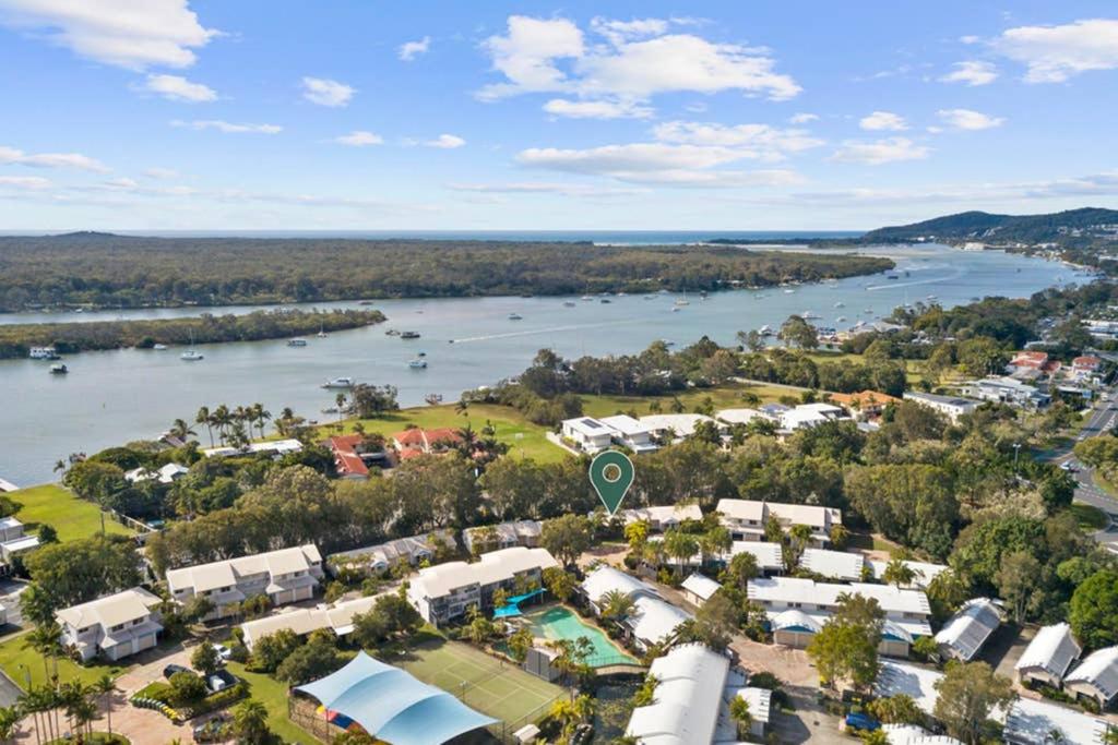 Noosaville Vacations - 2 Bedroom Villa In Tropical Resort - Property Image 13