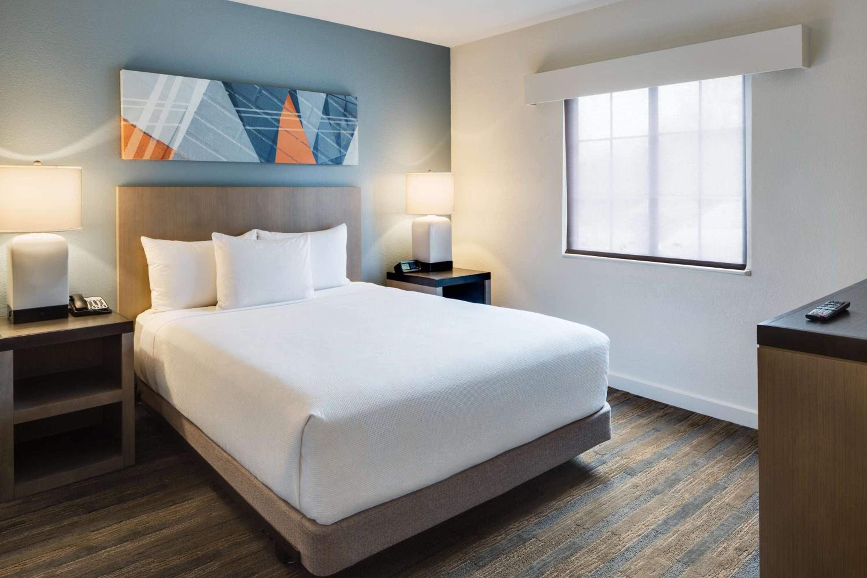 Hyatt House Boston Waltham - Property Image 17