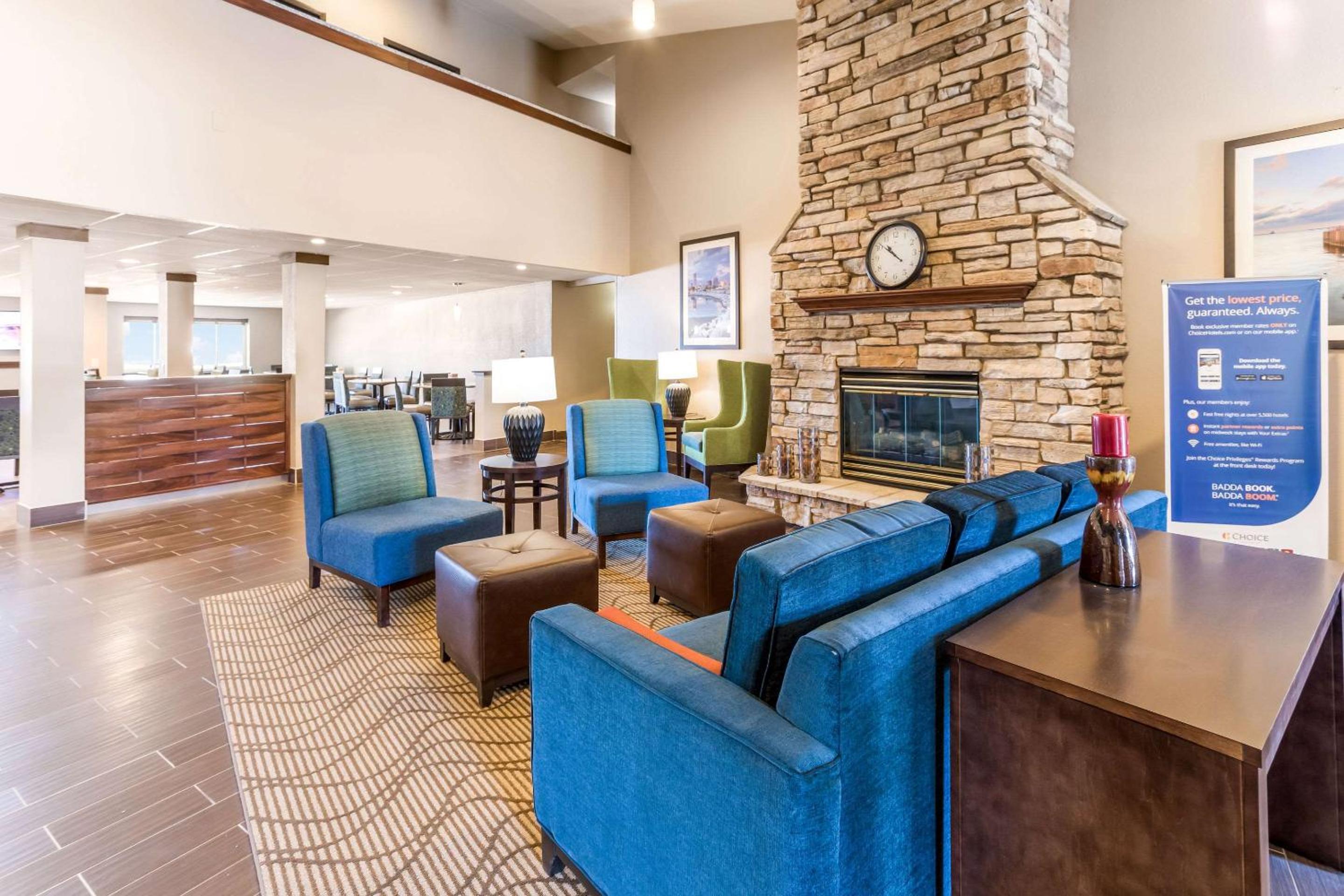 Comfort Inn Waukesha - Milwaukee West, Photo 30