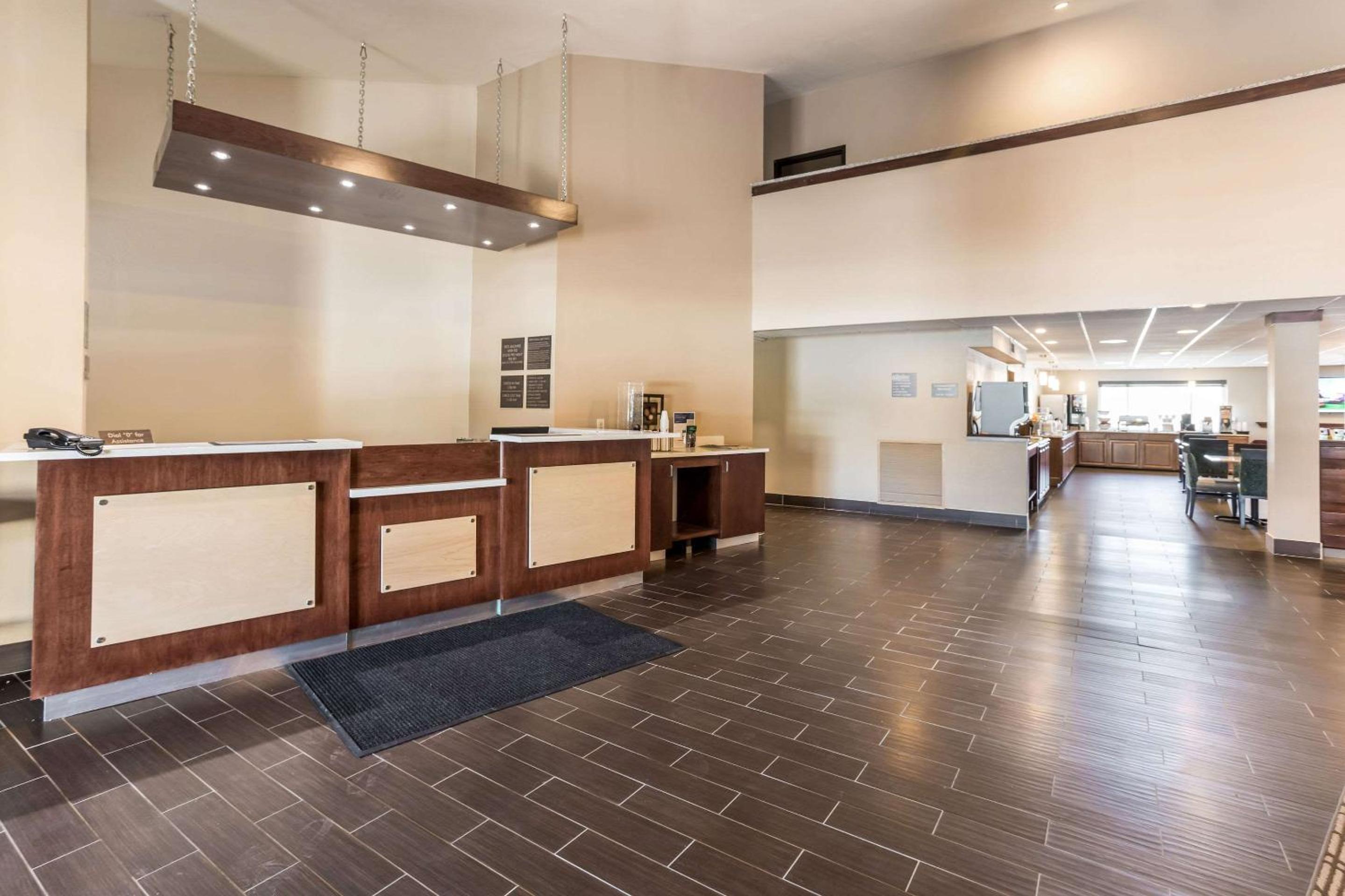 Comfort Inn Waukesha - Milwaukee West, Photo 37