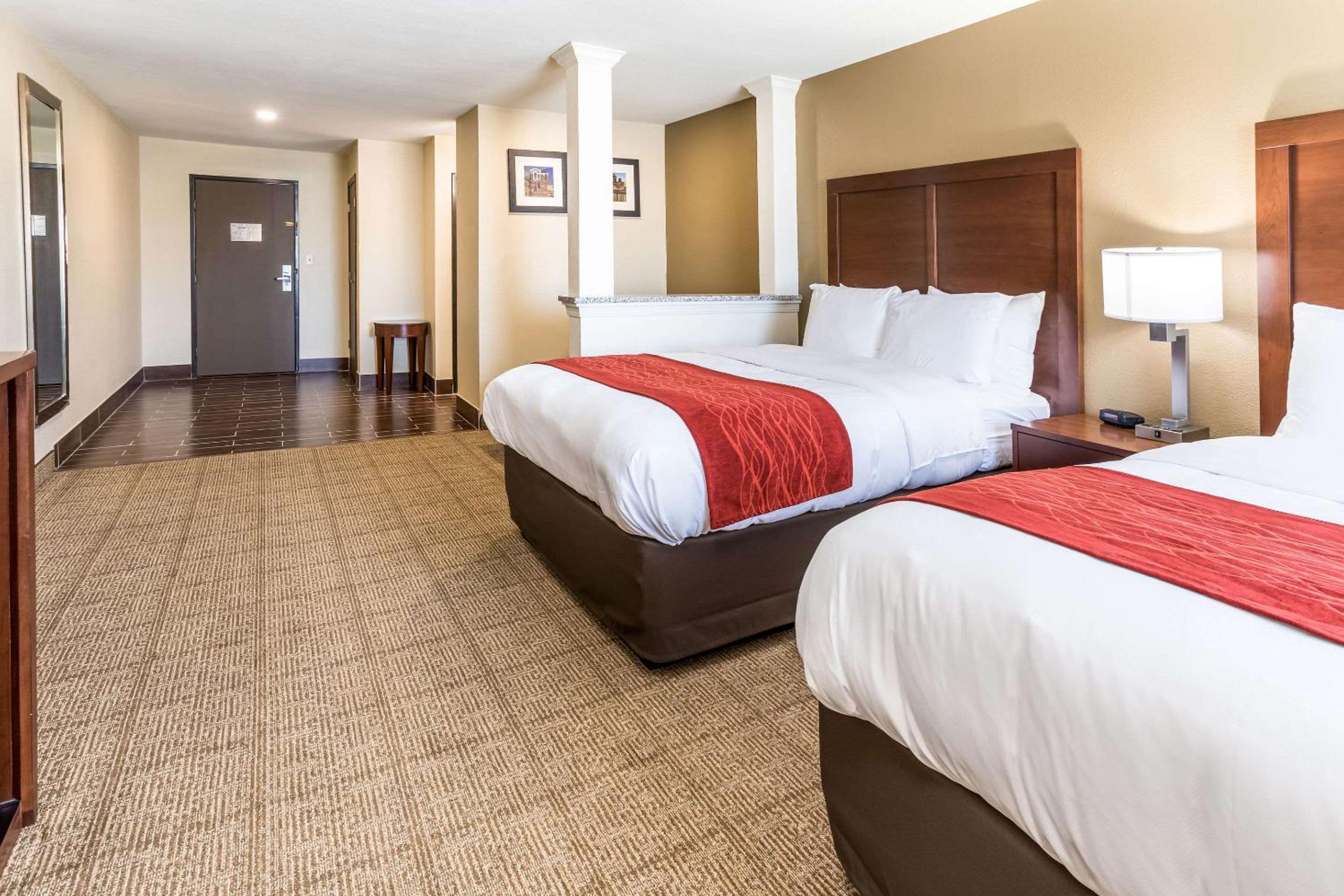 Comfort Inn Waukesha - Milwaukee West, Photo 21
