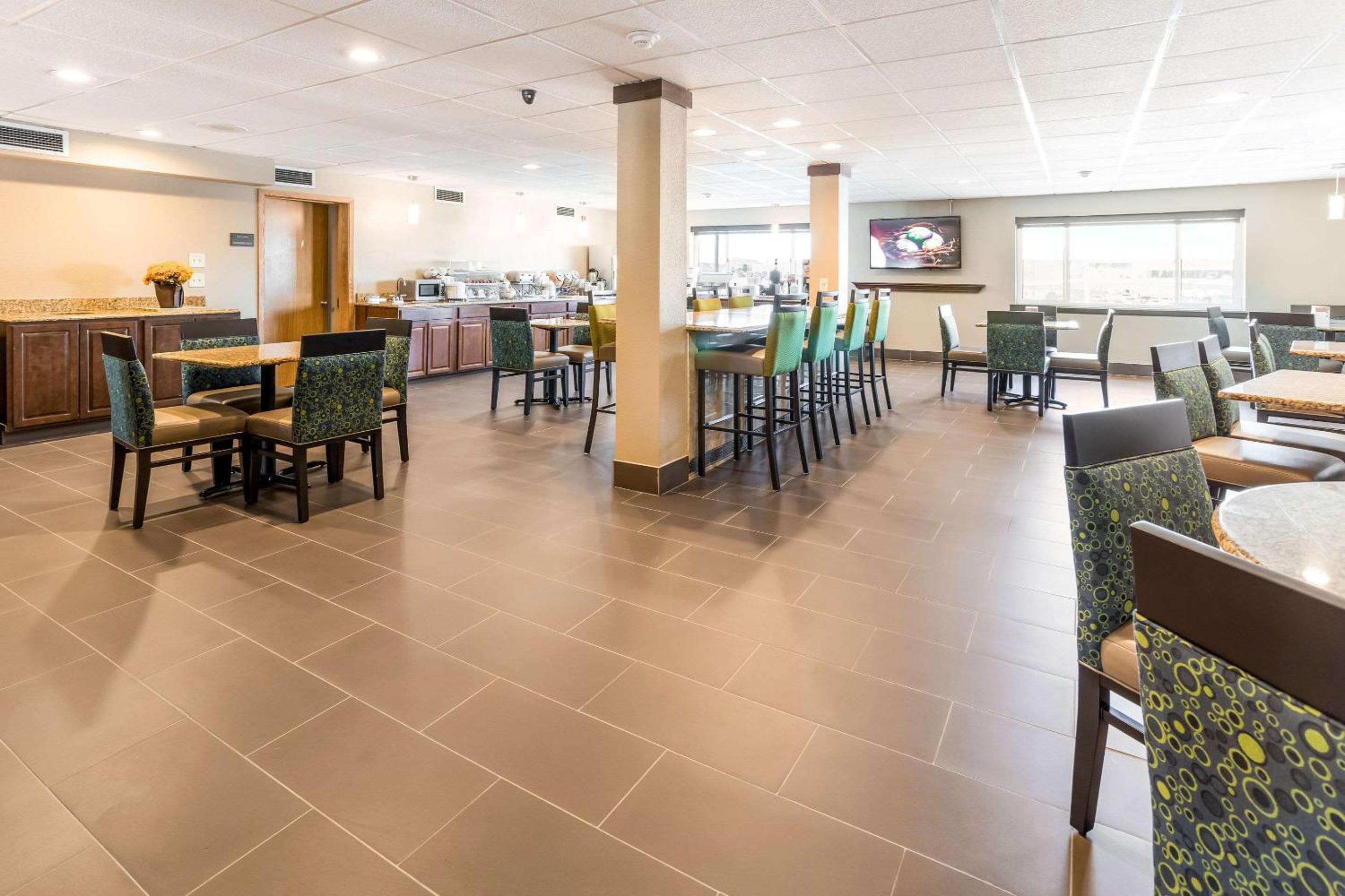 Comfort Inn Waukesha - Milwaukee West, Photo 3