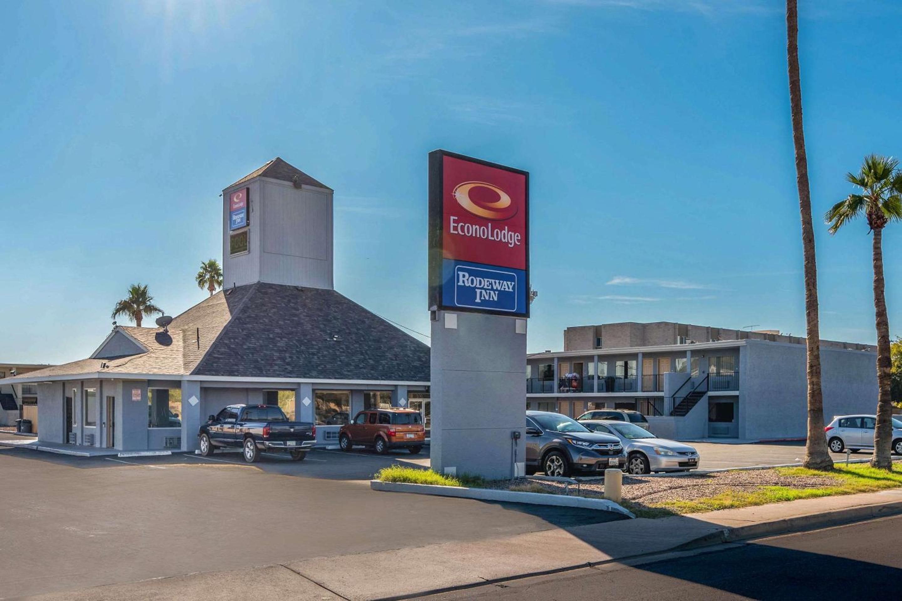 Econo Lodge Phoenix North I-17 — Phoenix, Arizona