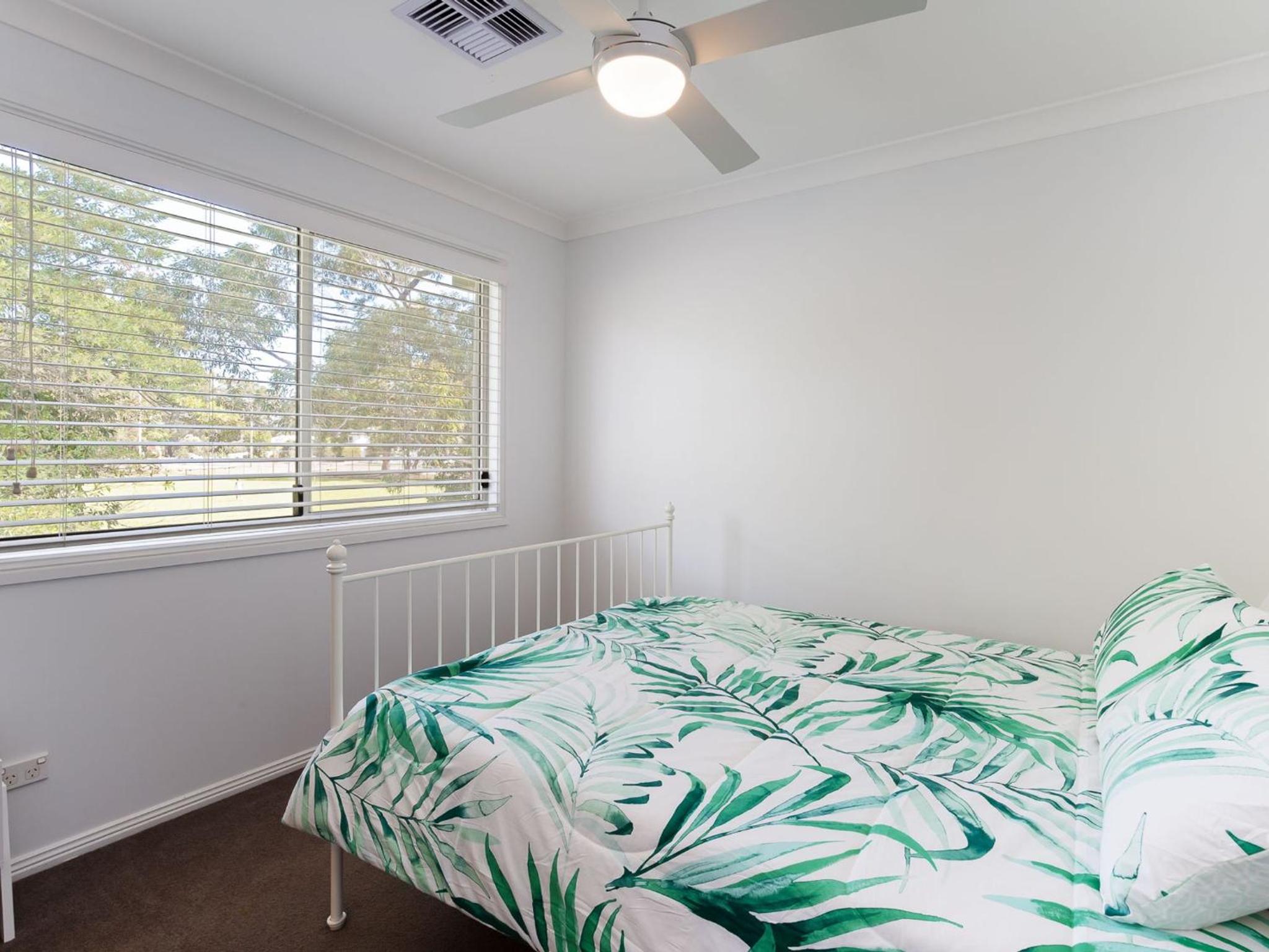 8a Foreshore Drive Ducted Air and Boat Parking