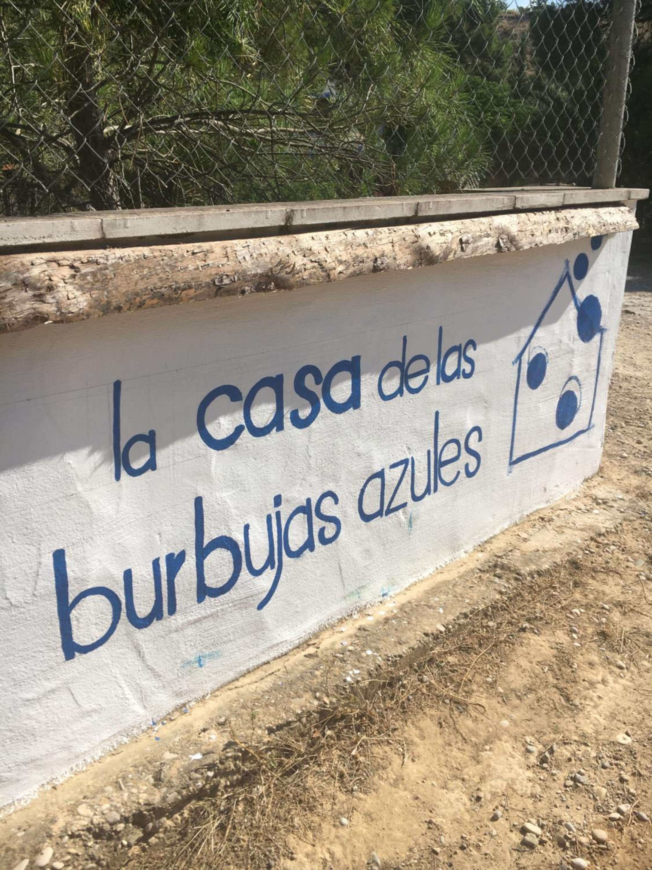 La Casa de Las Burbujas Azules view 4