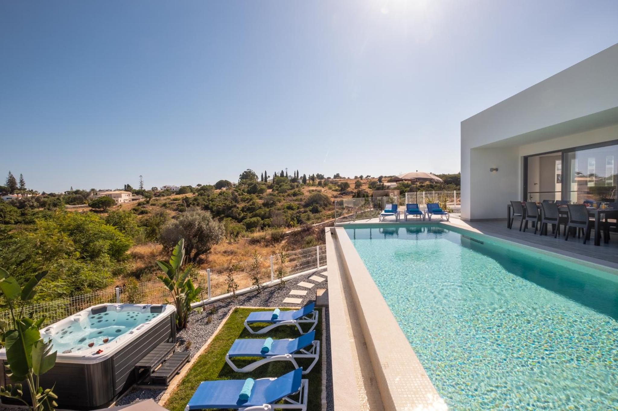 Armacao de Pera Vacations - Villa Charlotte by Algarve Vacation - Property Image 29