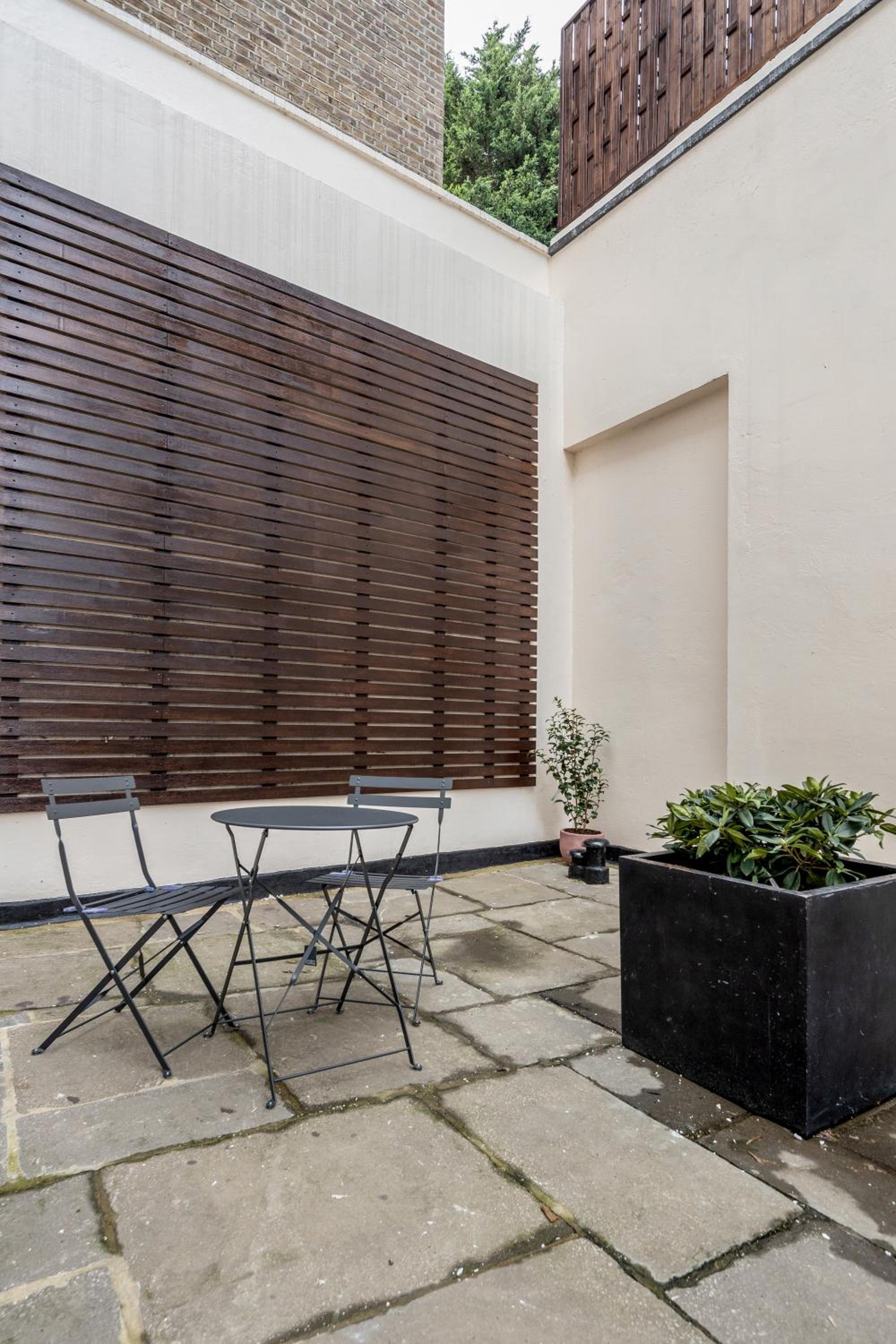 outdoor bbq area