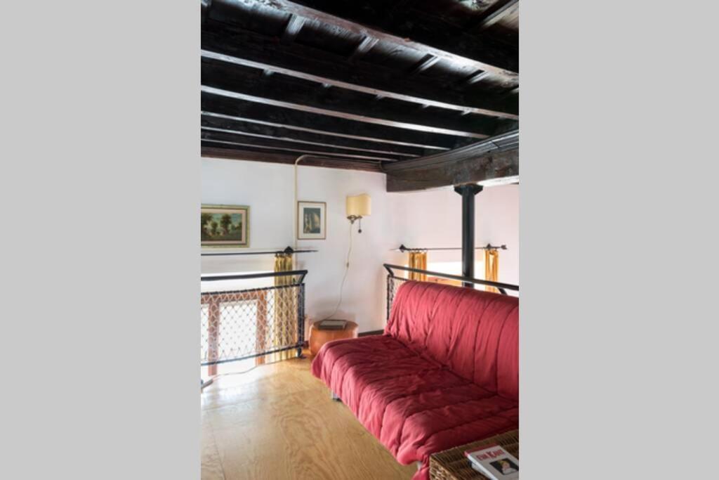 Loft in pieno Centro Storico en Como — lounge