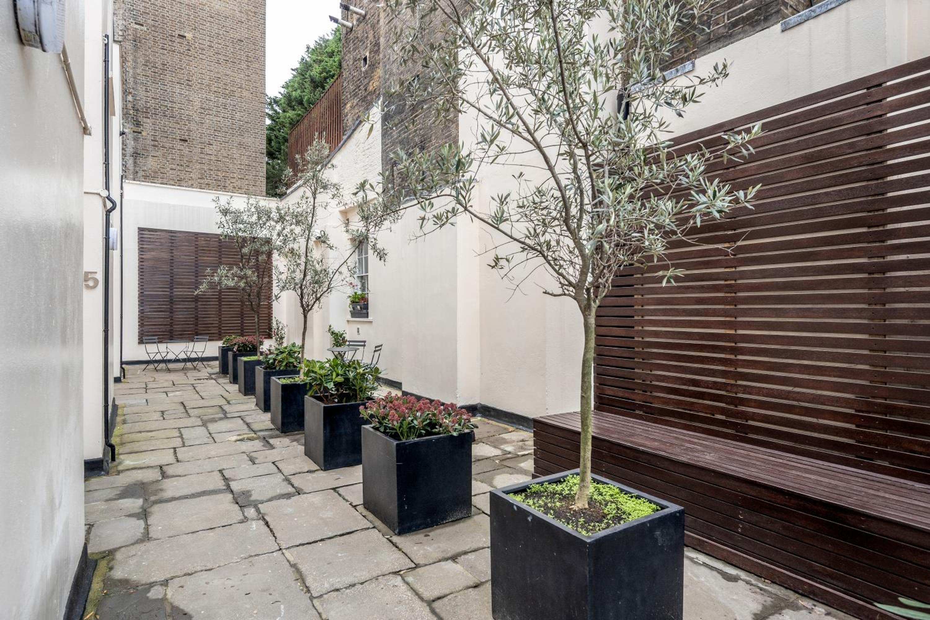 outdoor bbq area