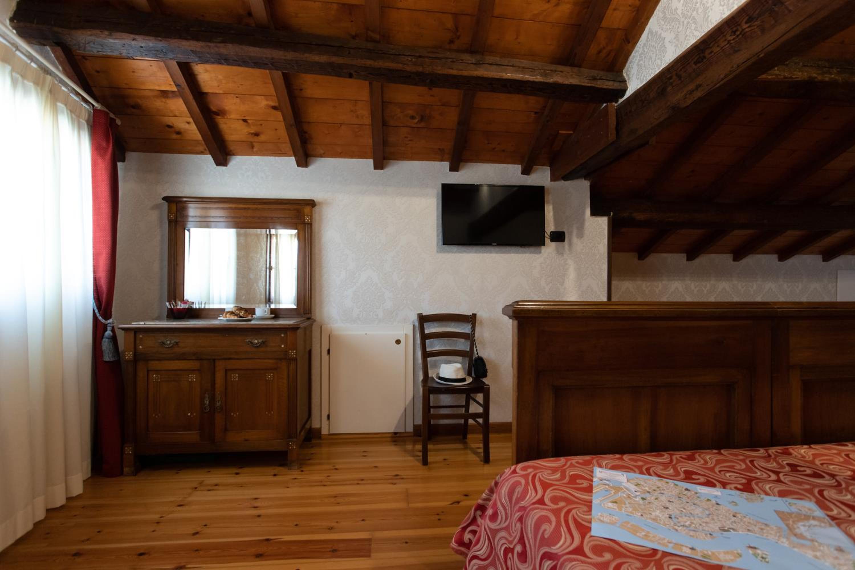 Charming Palace Santa Fosca