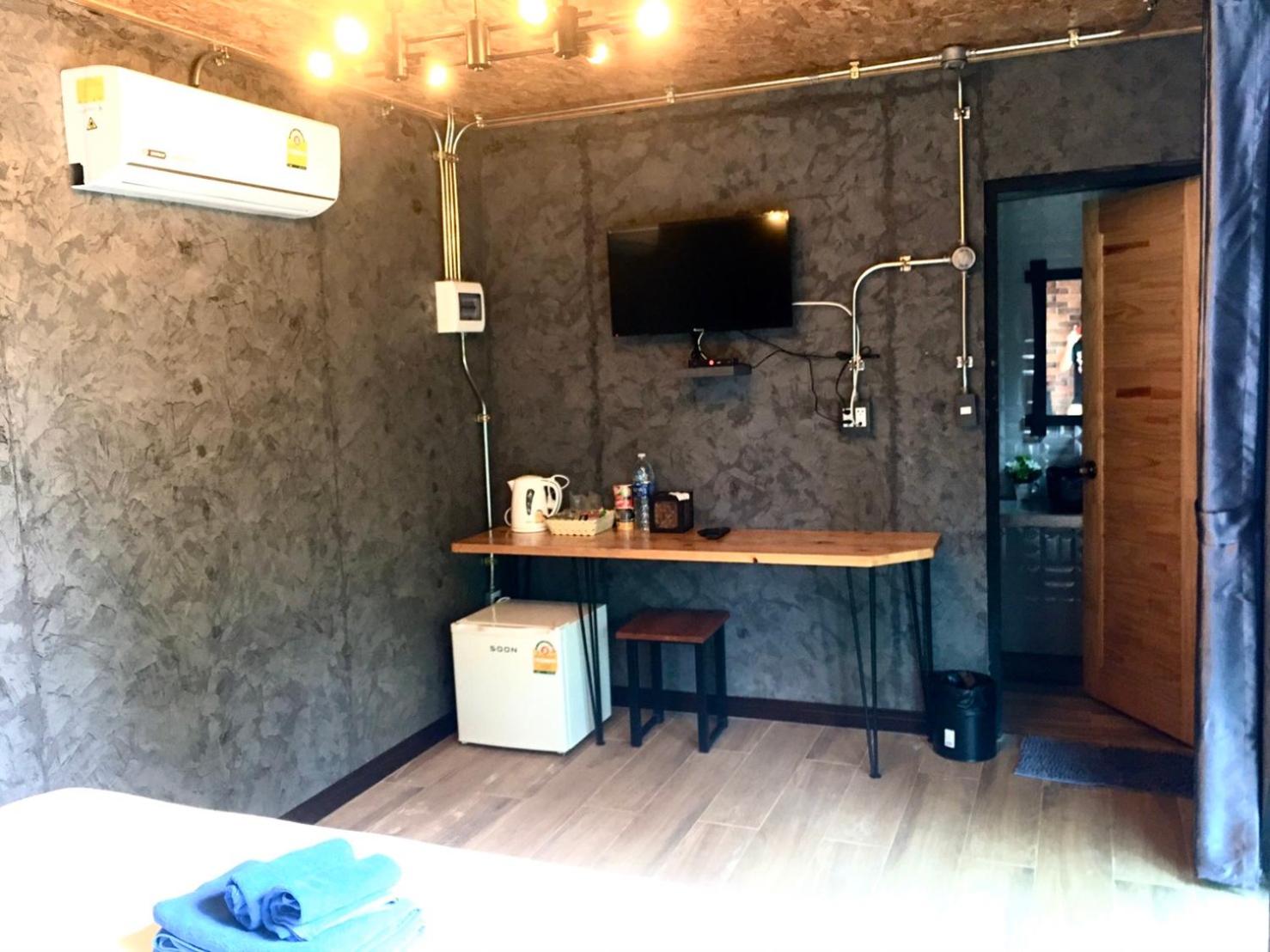 The Loft Resort Kabin Buri