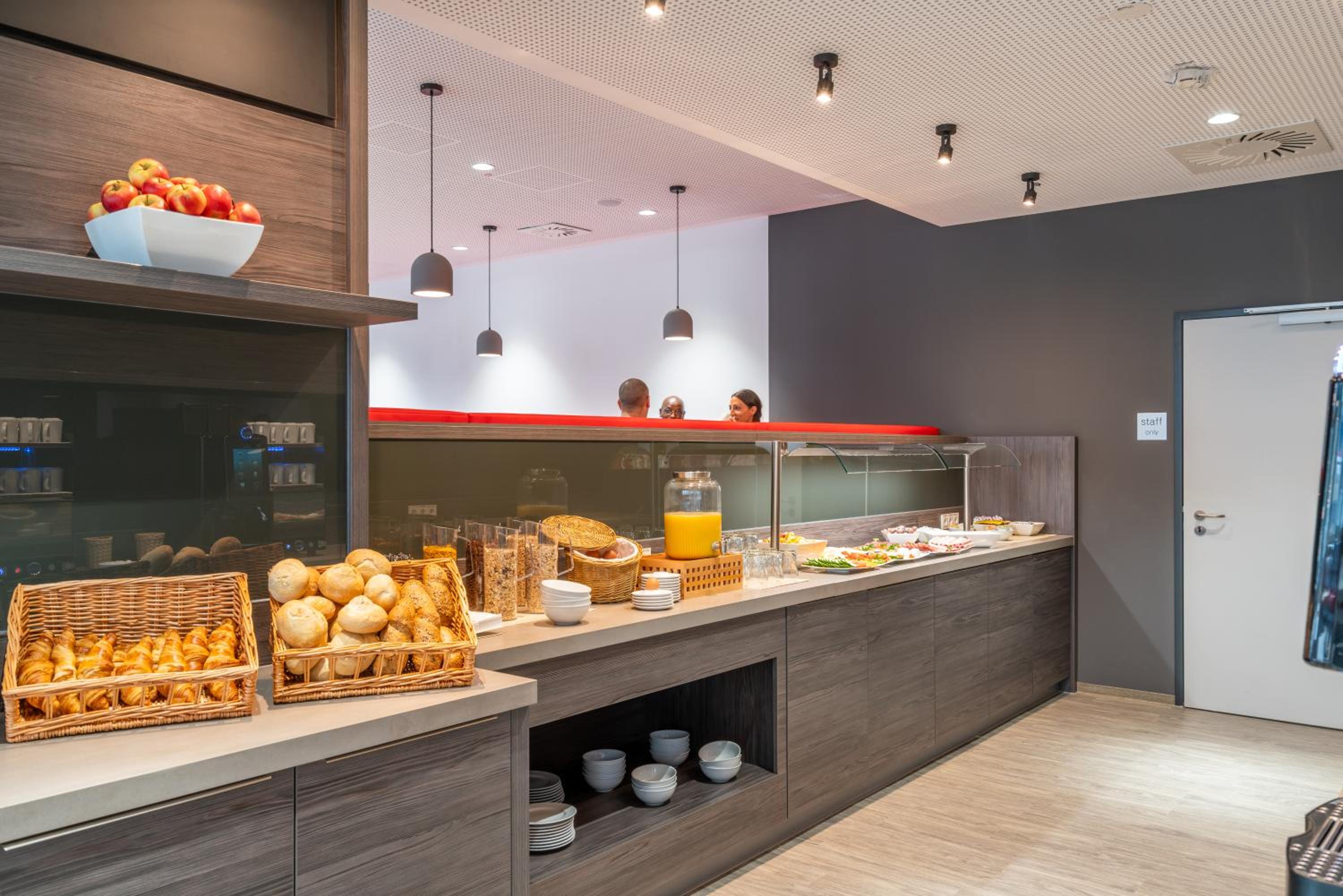 Offenbach Vacations - Campanile Frankfurt Offenbach - Property Image 2