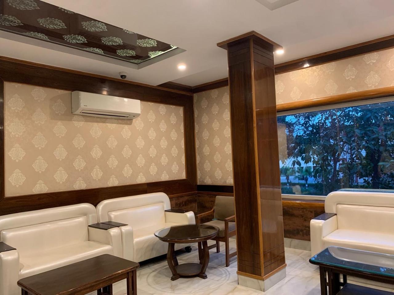 Hotel Gopinath The Grand view 4