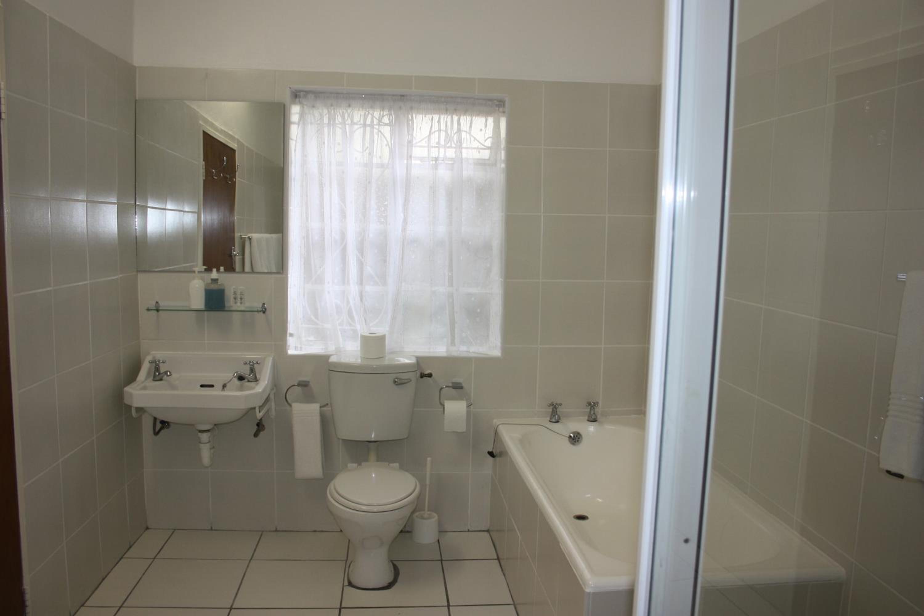Karoopark Guest House, photo 93