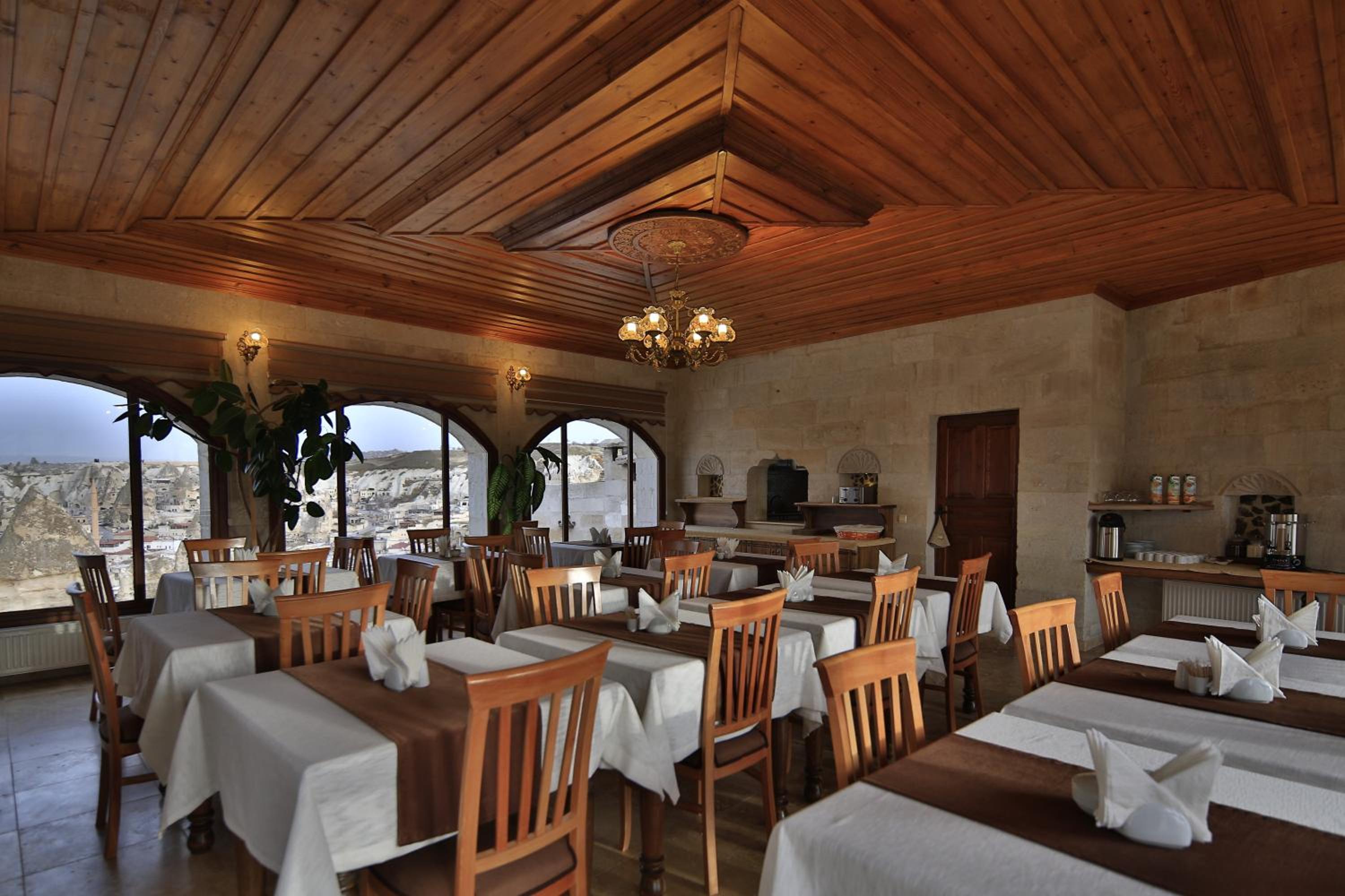 Harman Cave Hotel - Image 124