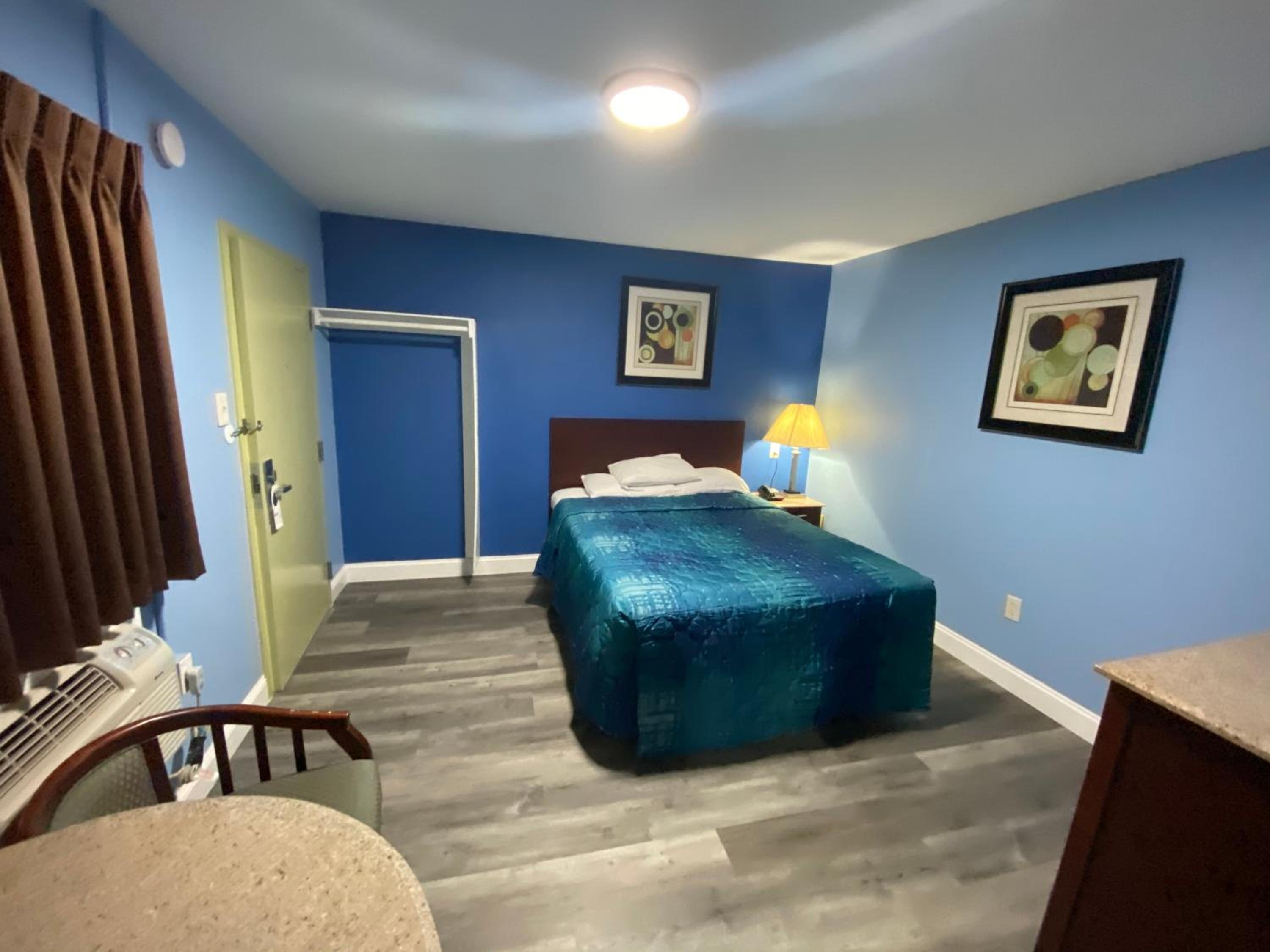 Red Carpet Inn & Suites Wrightstown