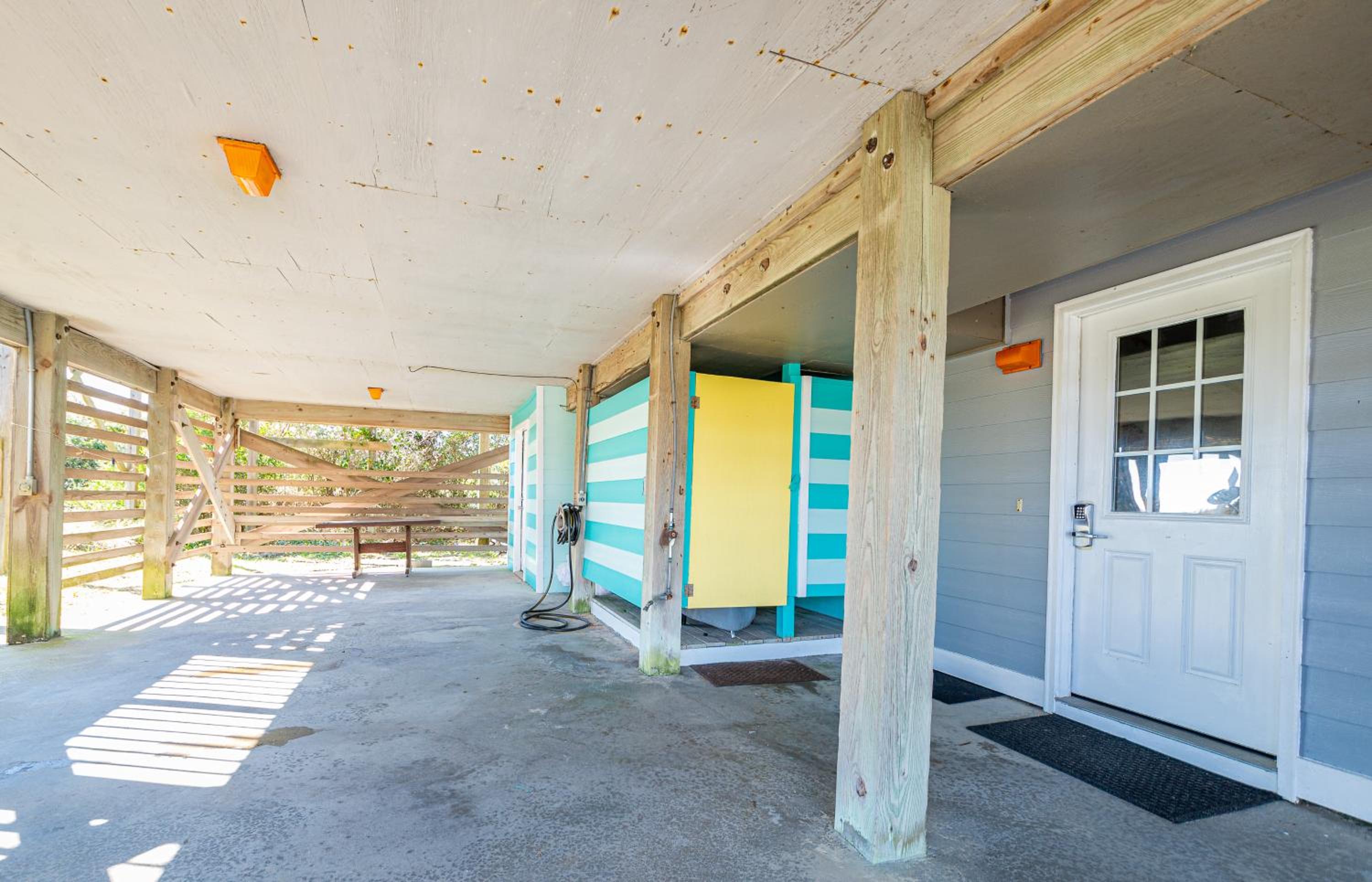 Simply Perfect - S Nags Head MP 19.5, 120 Yds to Beach, Ocean View, Community Pool, Tennis, Sunrises, Sunsets