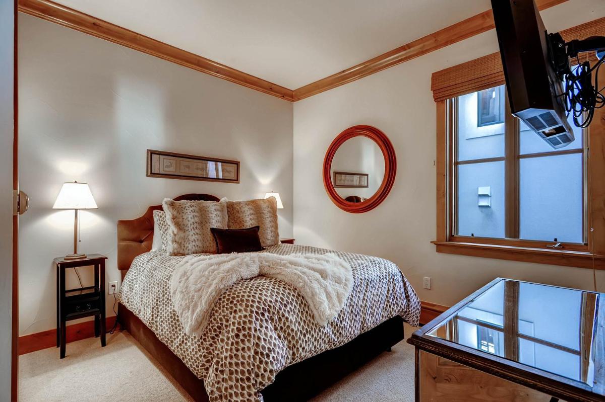 Villa Montane by East West Hospitality