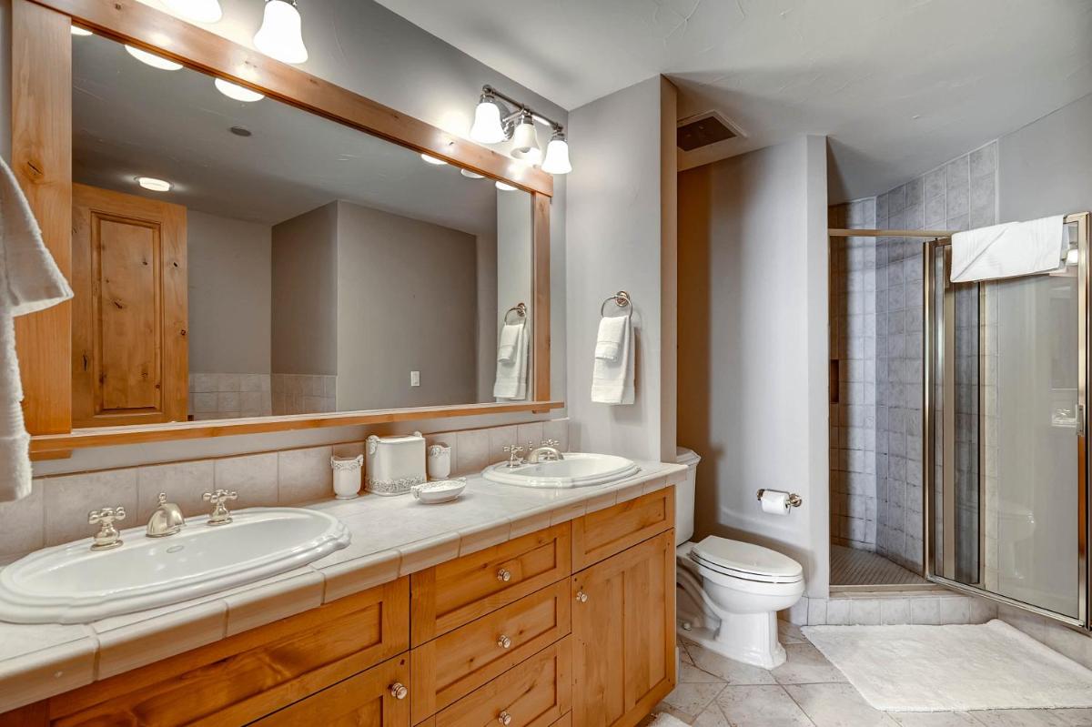 Villa Montane by East West Hospitality