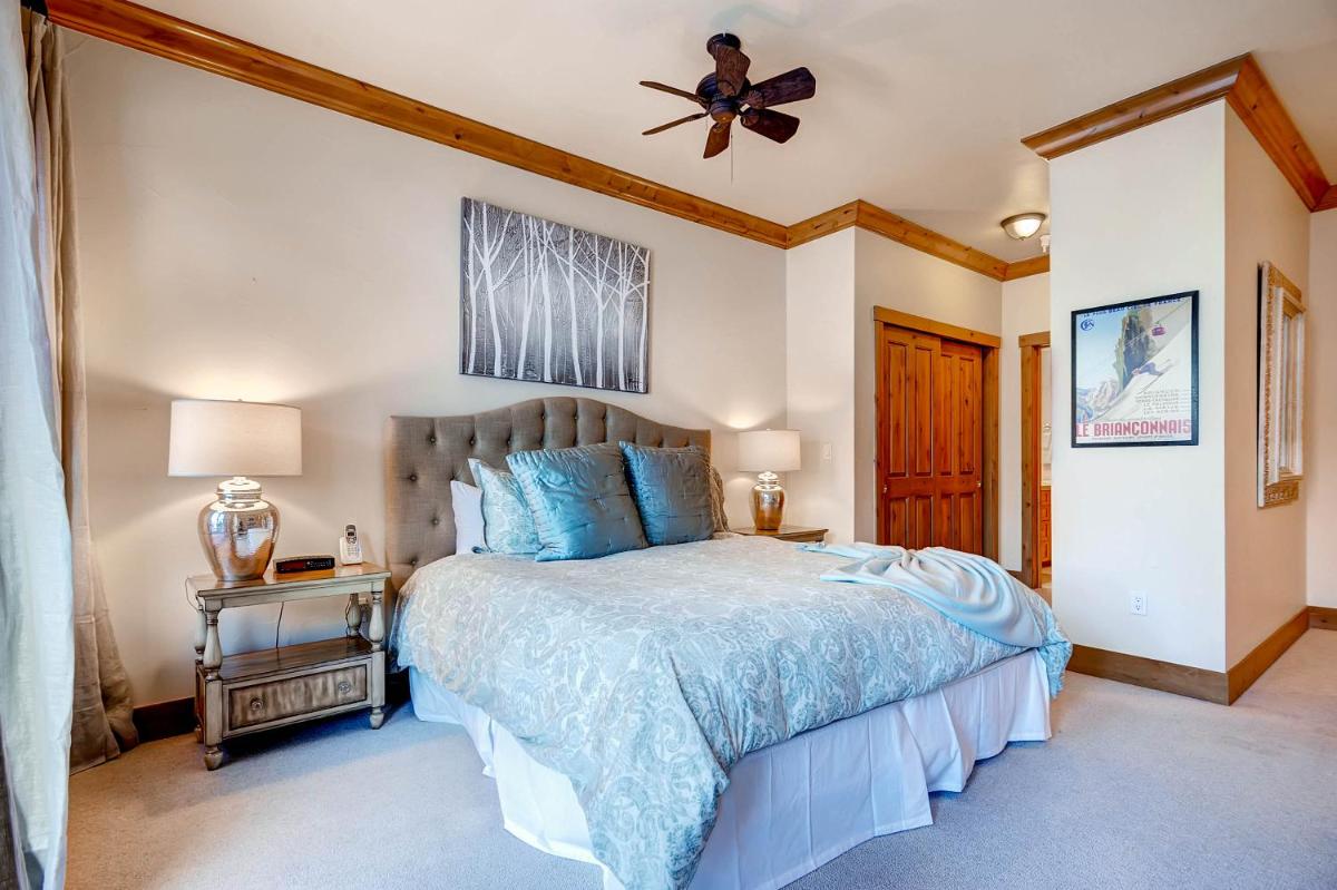 Villa Montane by East West Hospitality