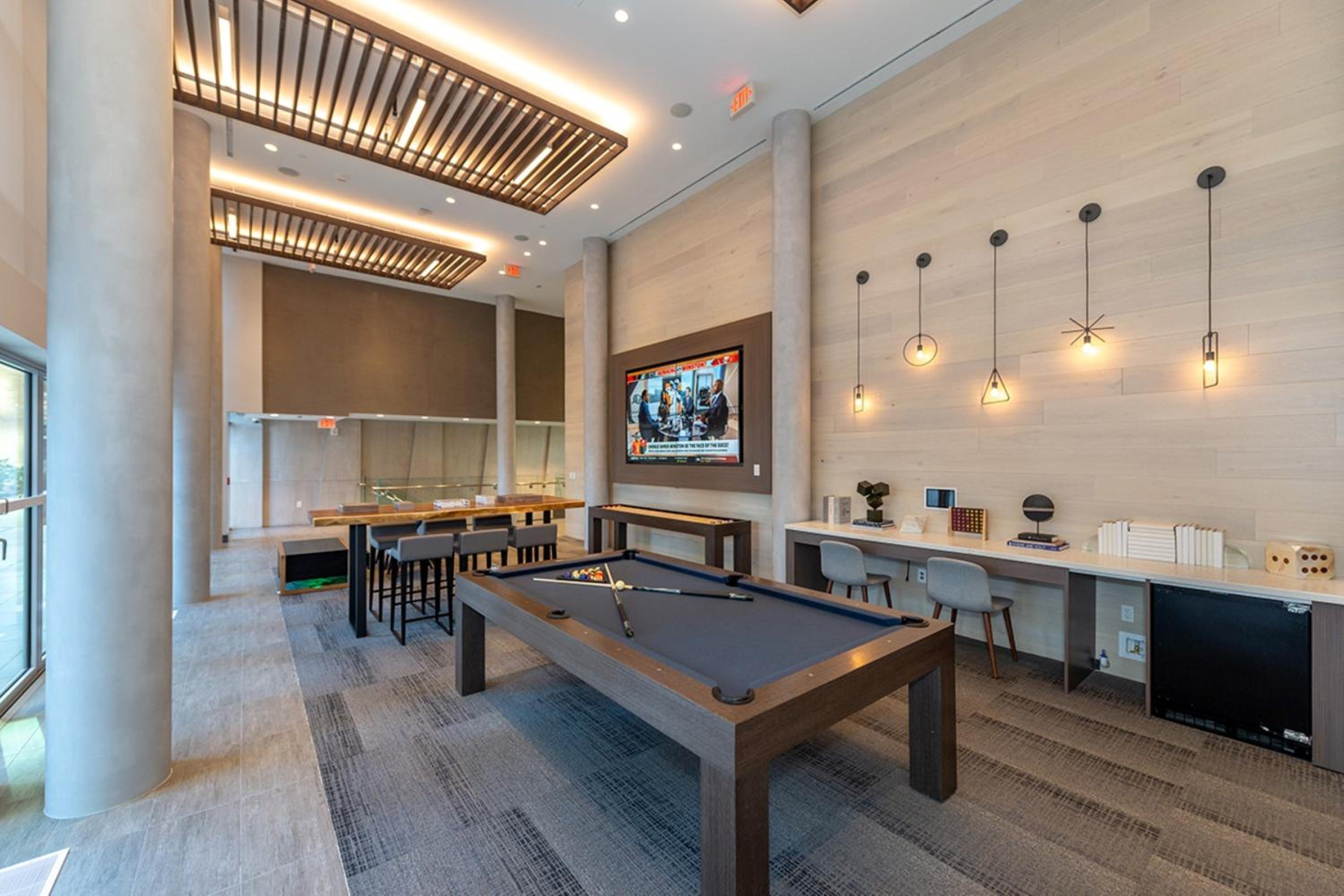 Global Luxury Suites Crystal City