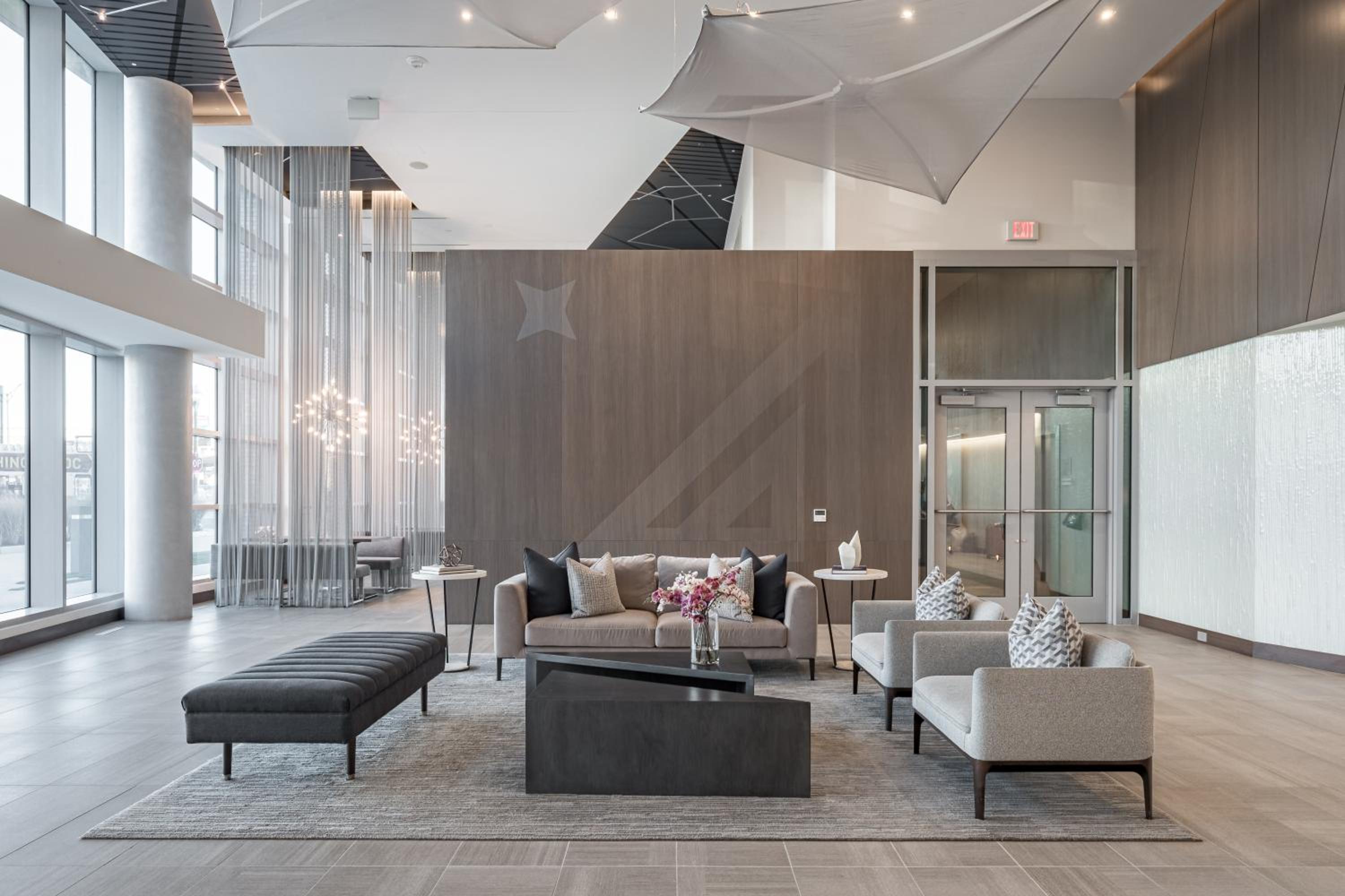 Global Luxury Suites Crystal City