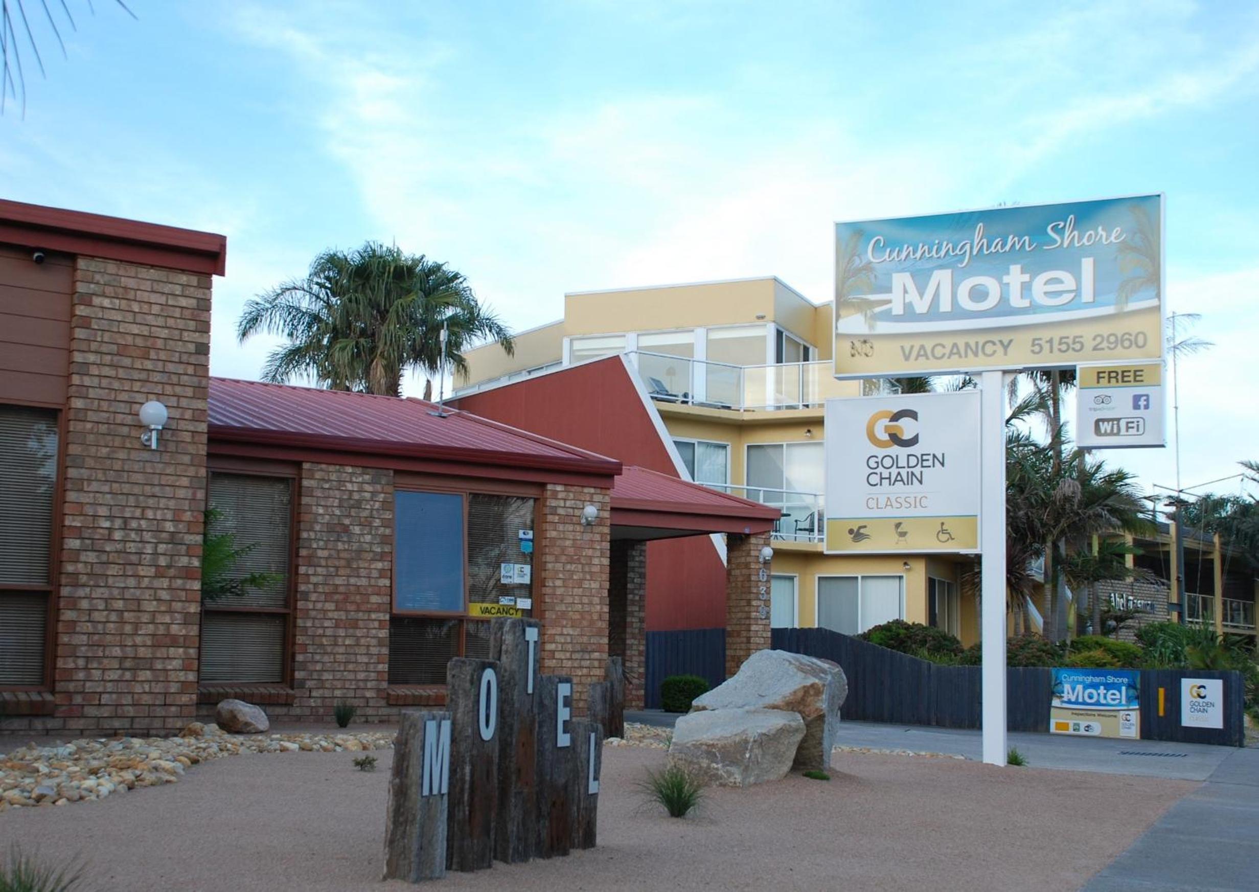 Cunningham Shore Motel