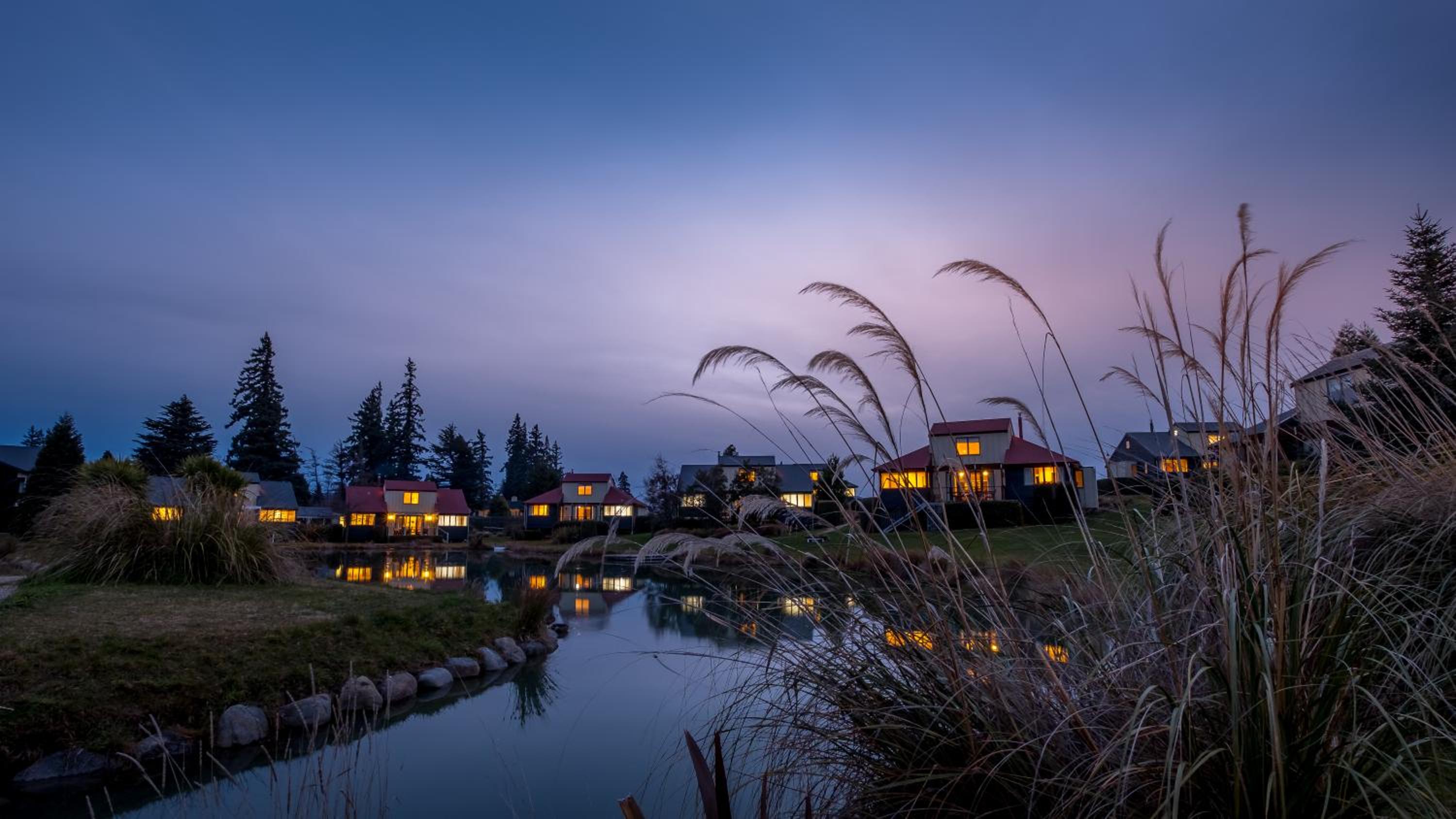 *** LAKE VILLA 467 *** view 4
