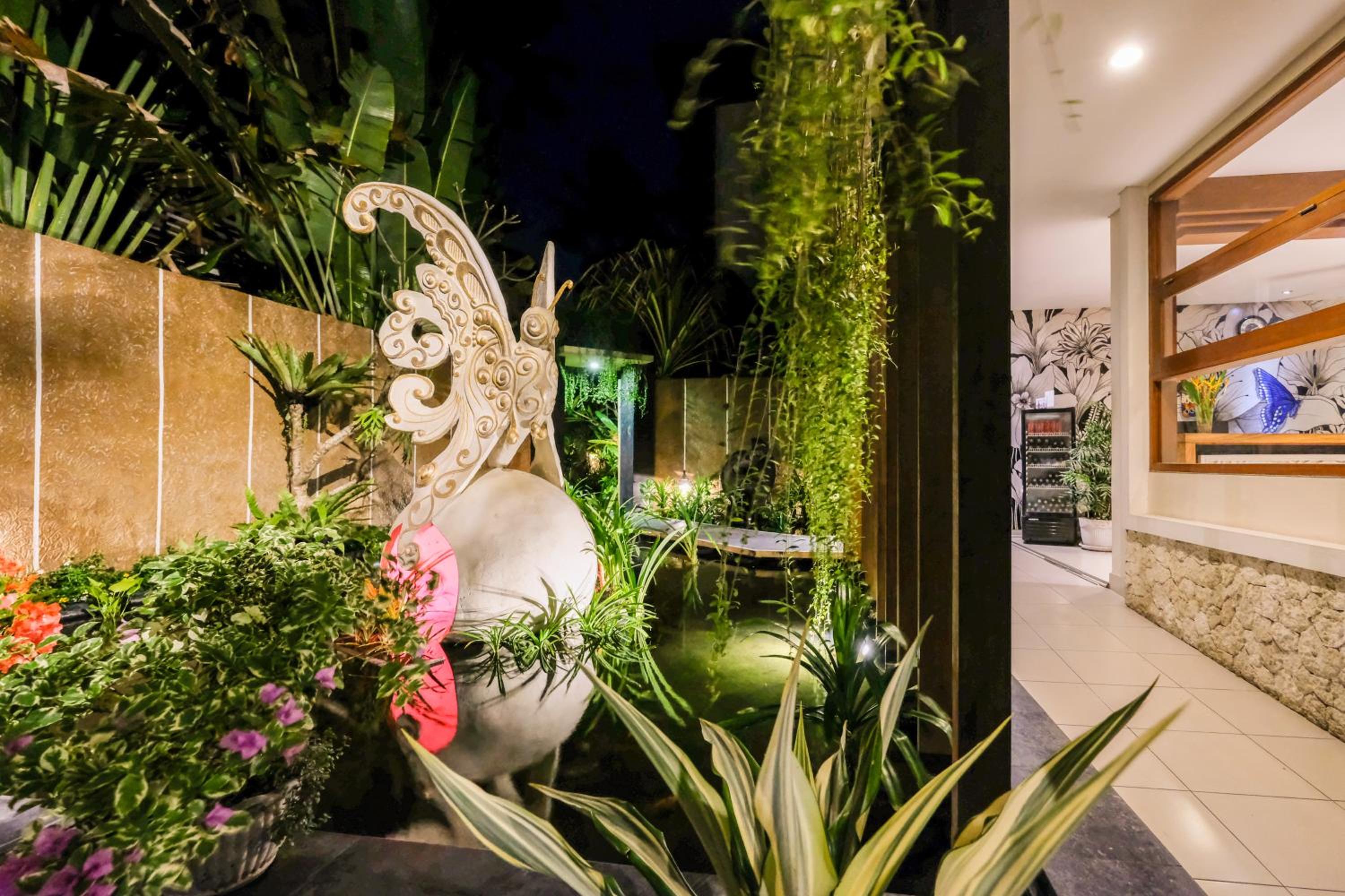 Papillon Umalas Villas