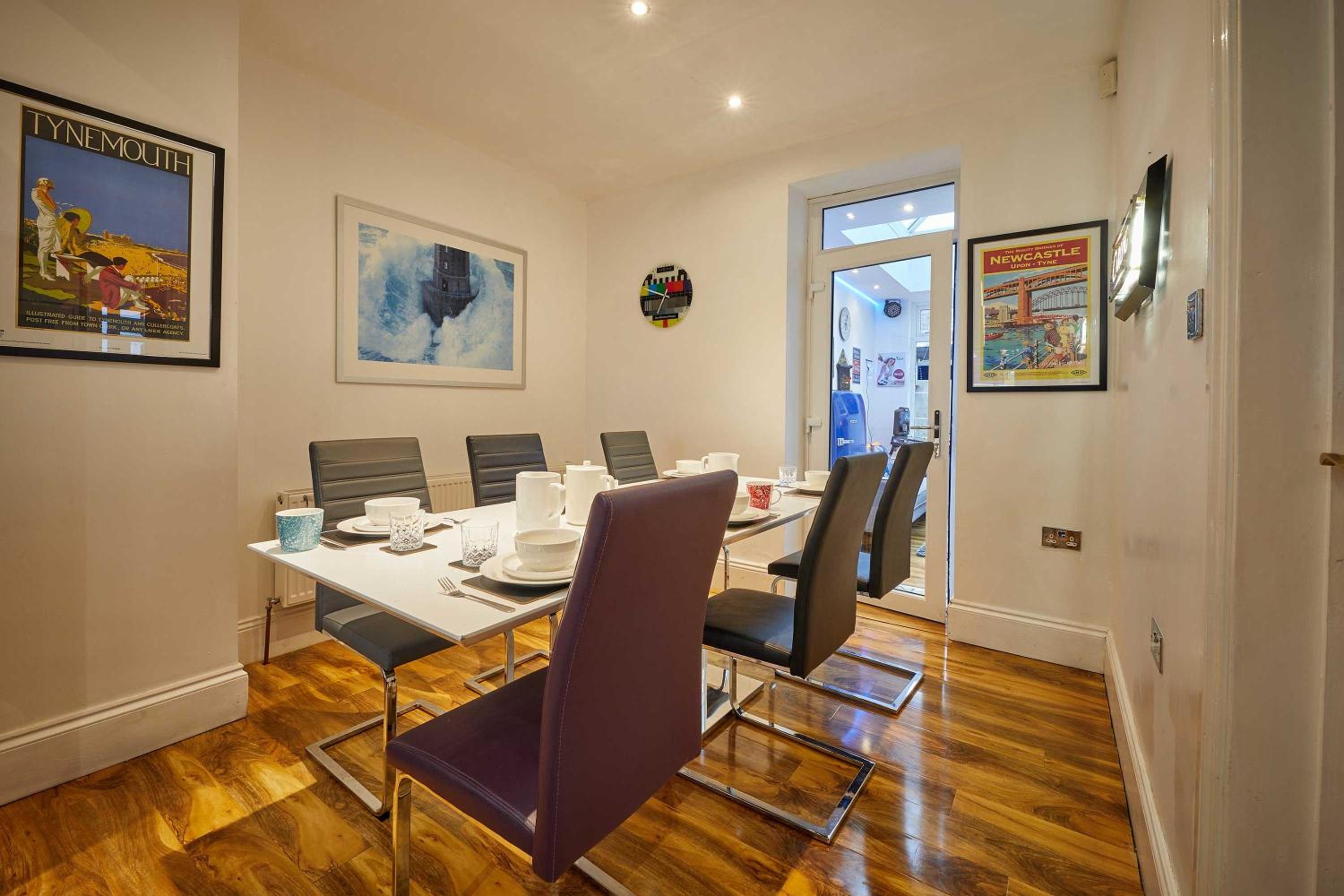 Hotel Host & Stay - The View Old Coastguard Cottage - Image 1