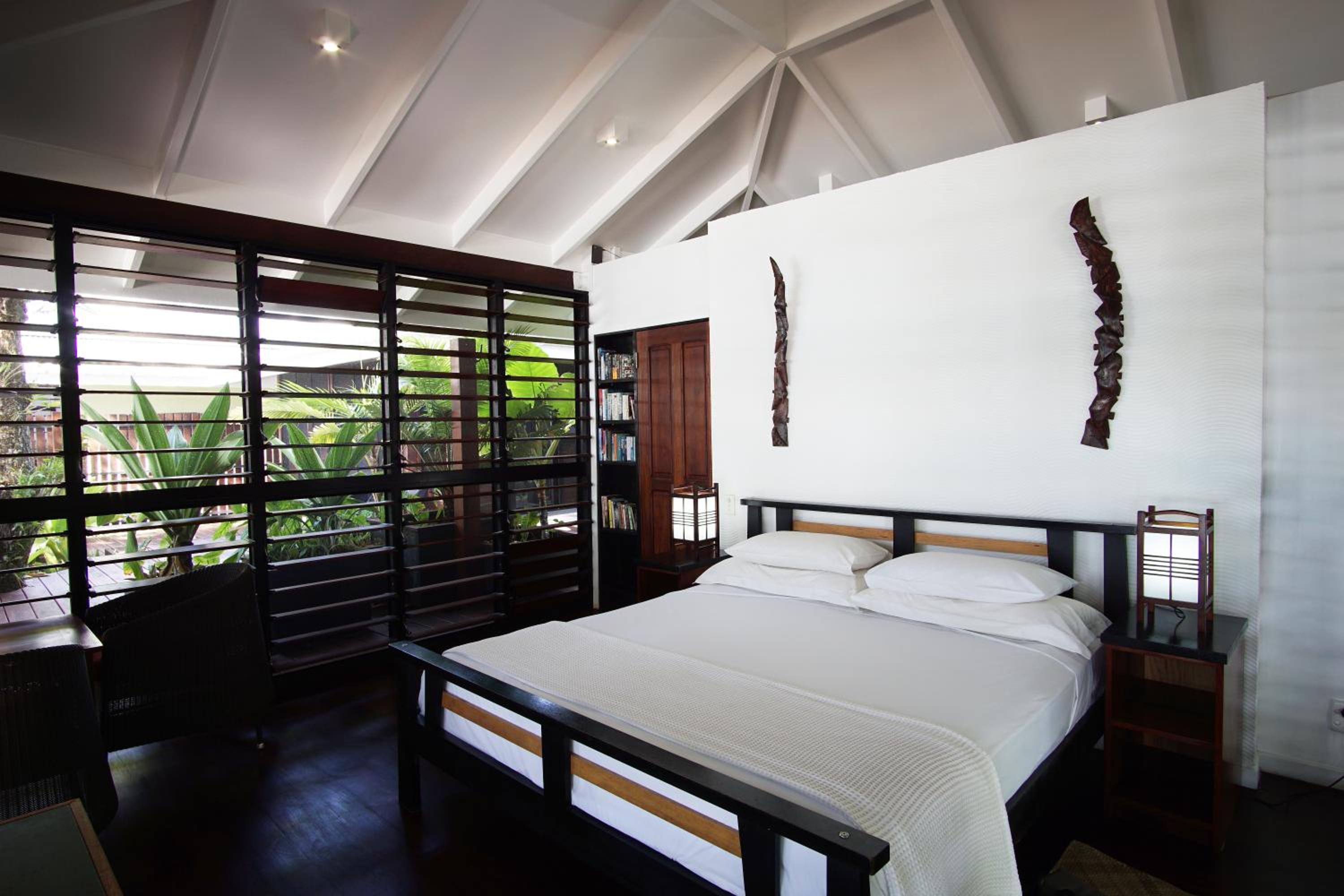Barrier Beach Resort