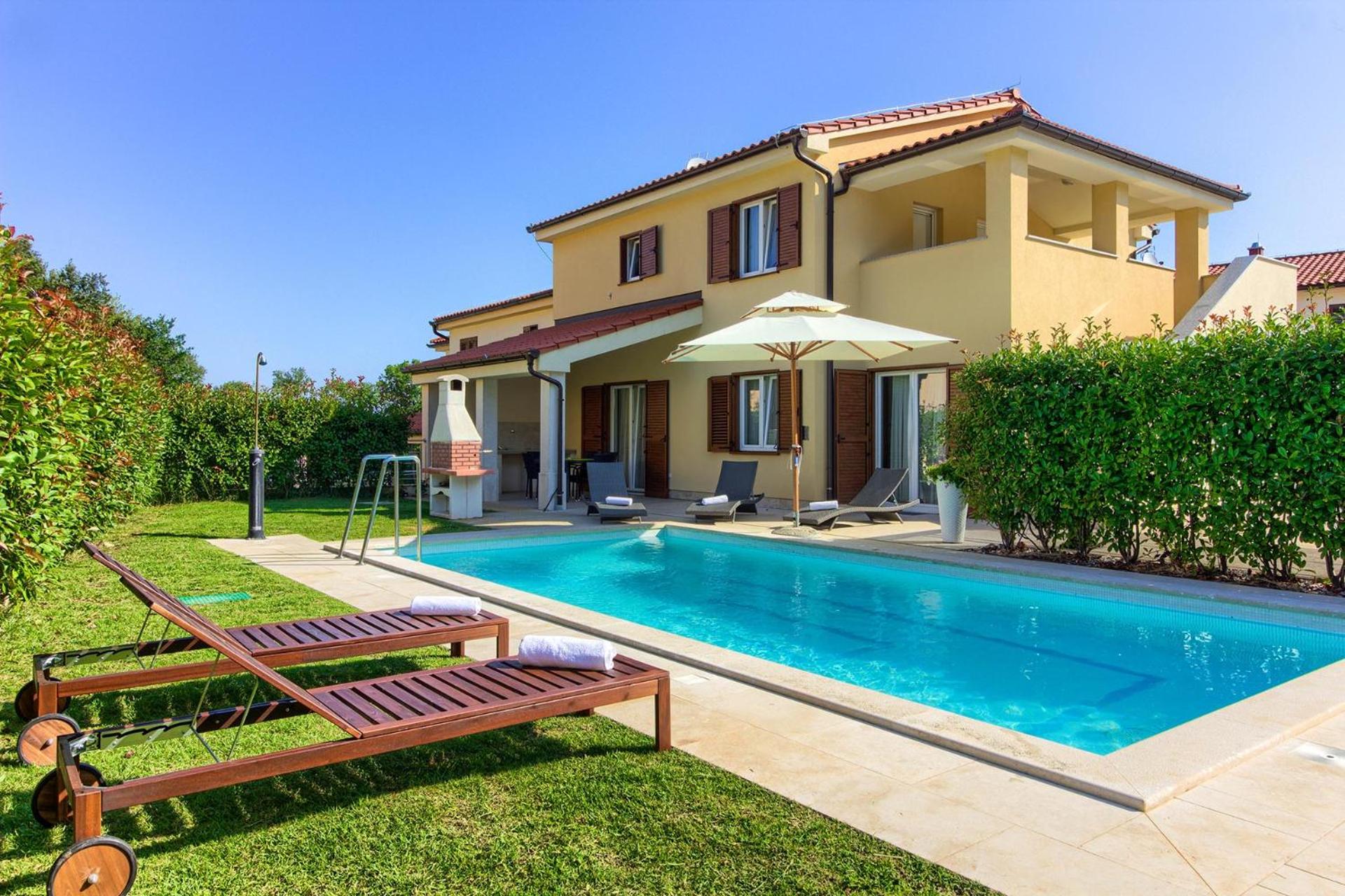 Luxury villa Banjole with private pool 200m from the beach - WiiBuk