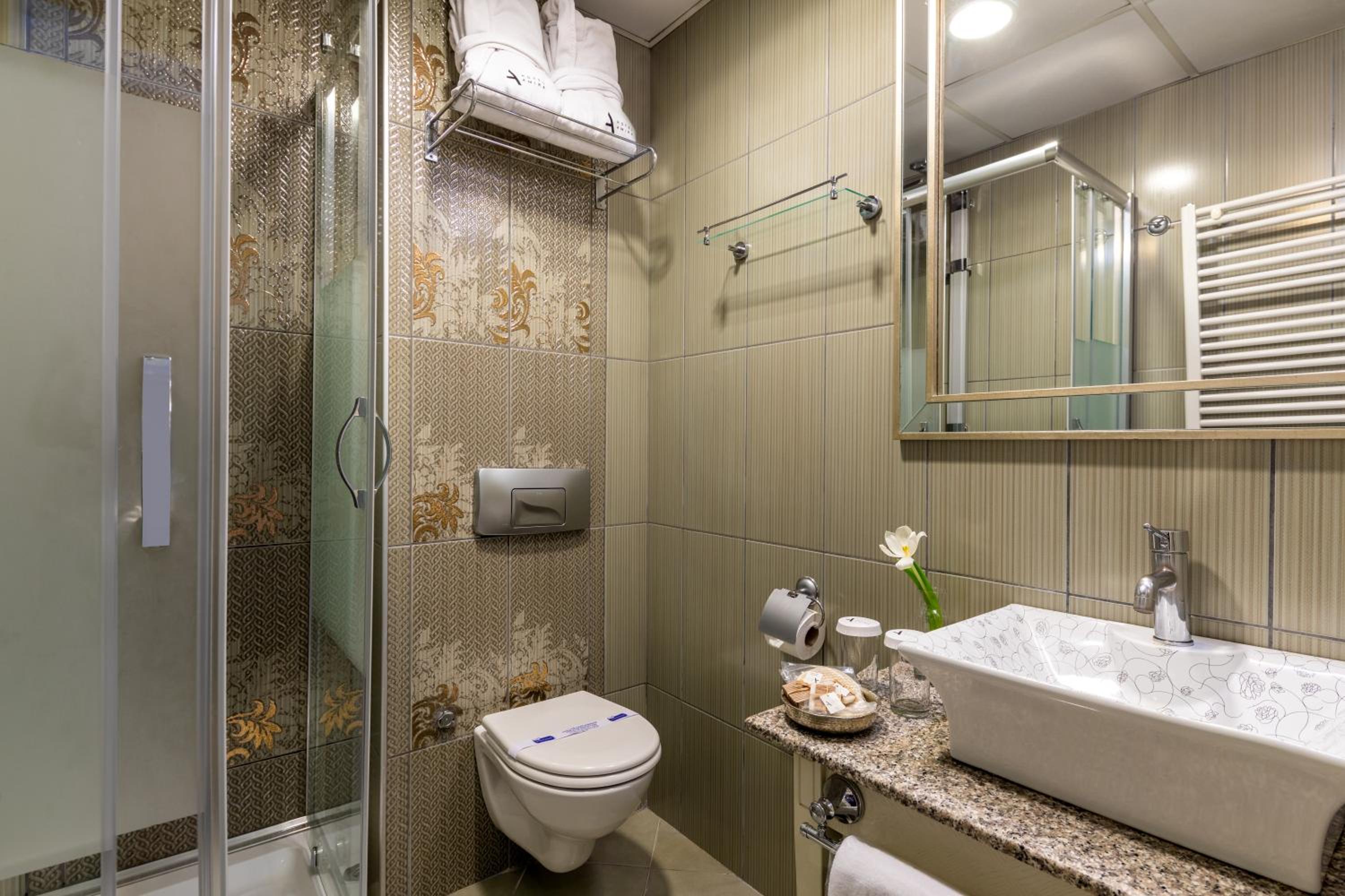 Hotel Amira Istanbul - Image 41