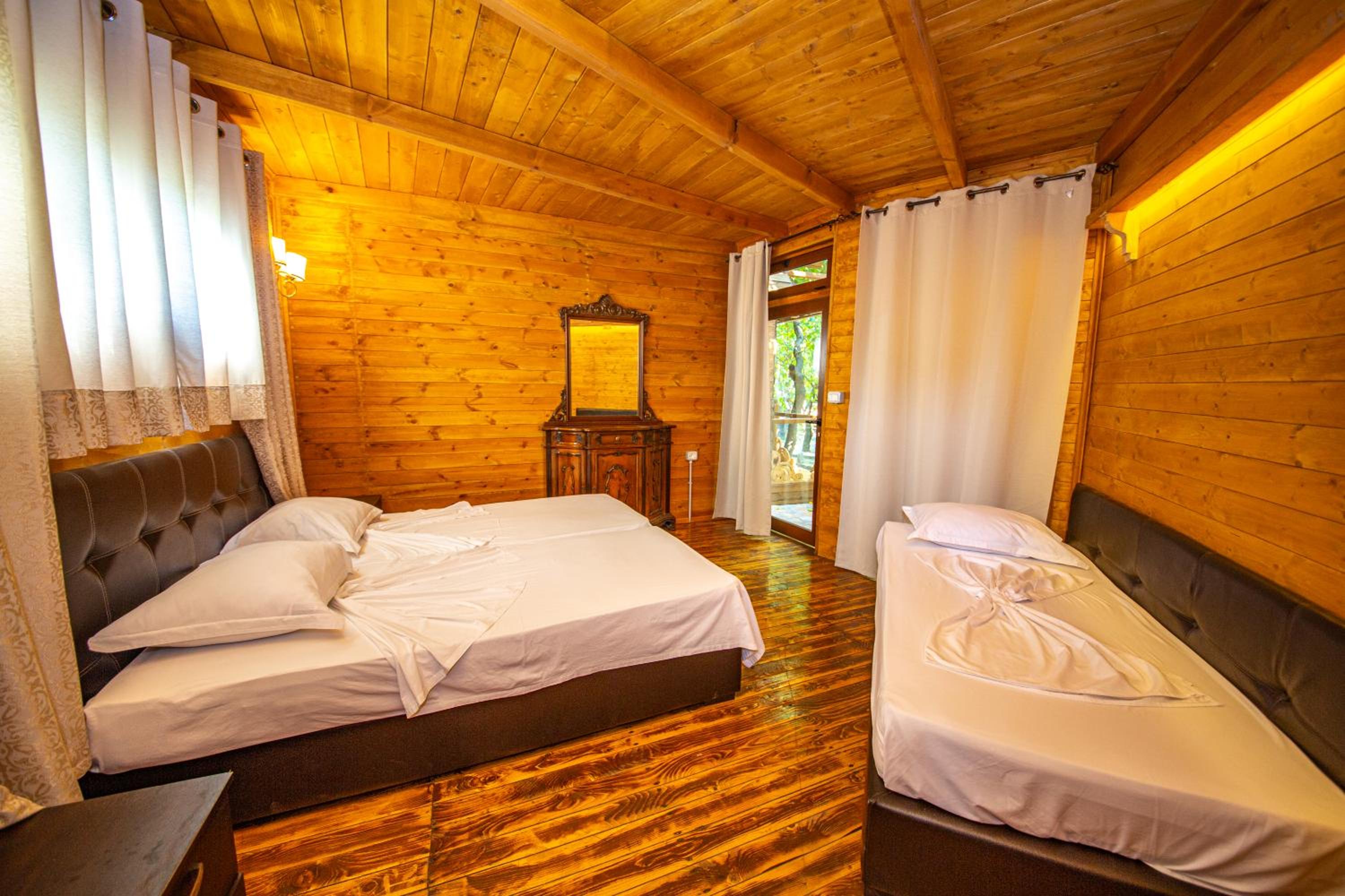 Hotel Legjenda