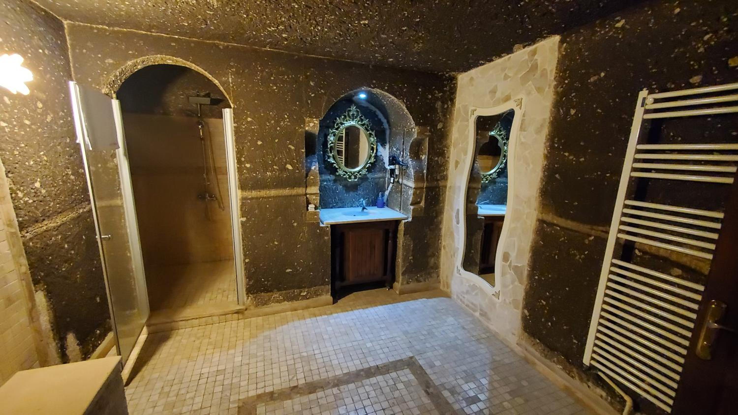 Antique Terrace Cave Suites - Image 68