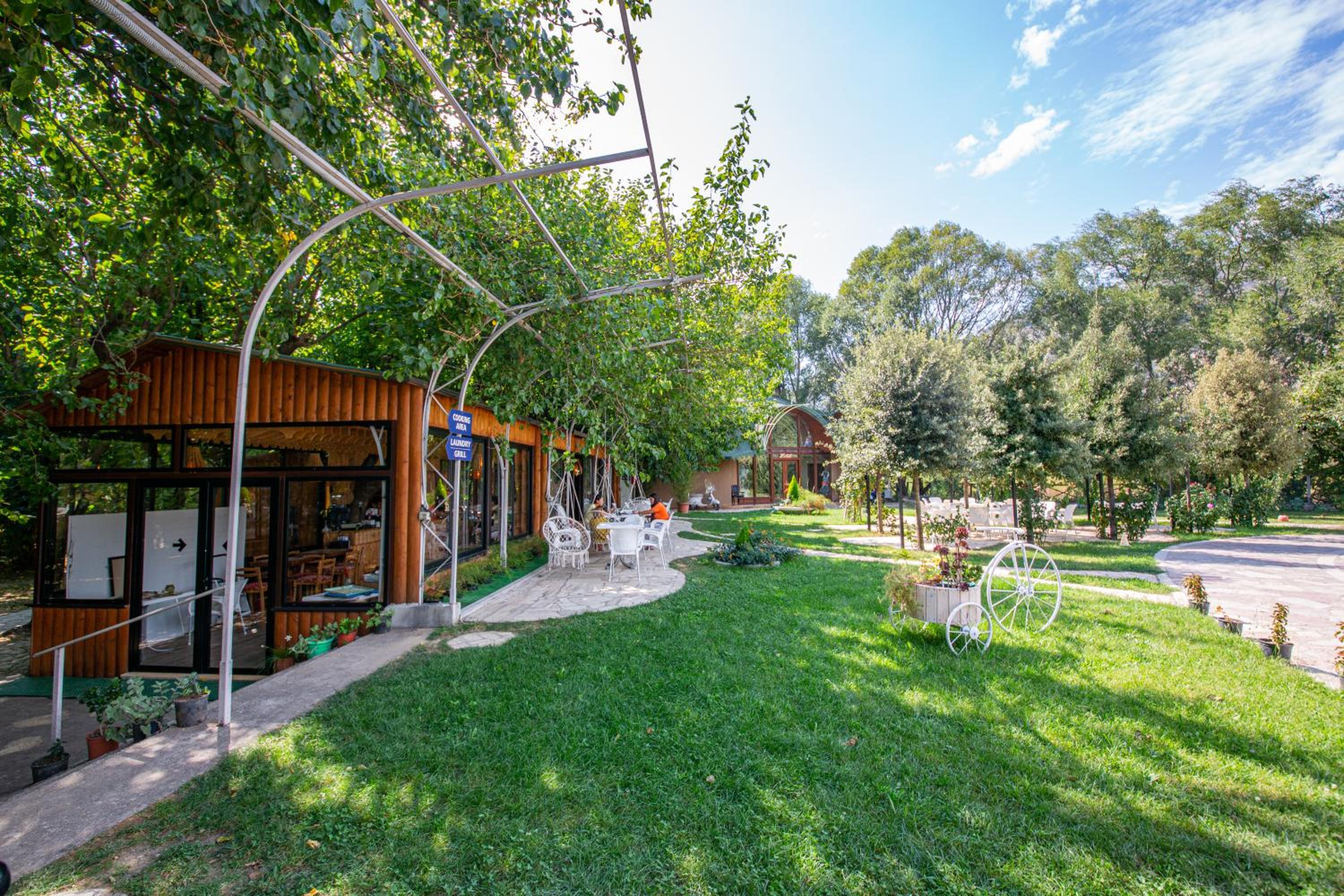 Hotel Legjenda
