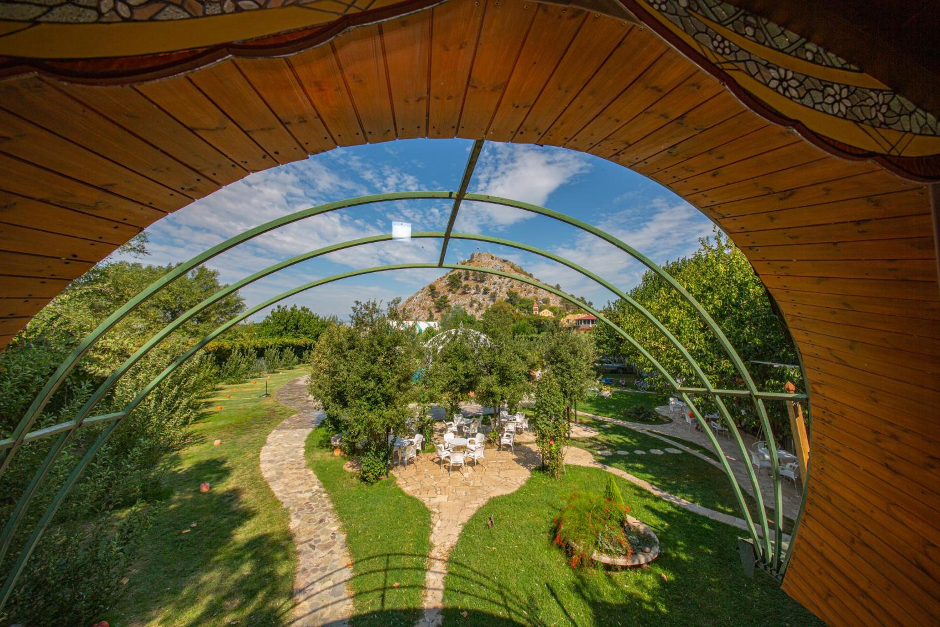 Hotel Legjenda