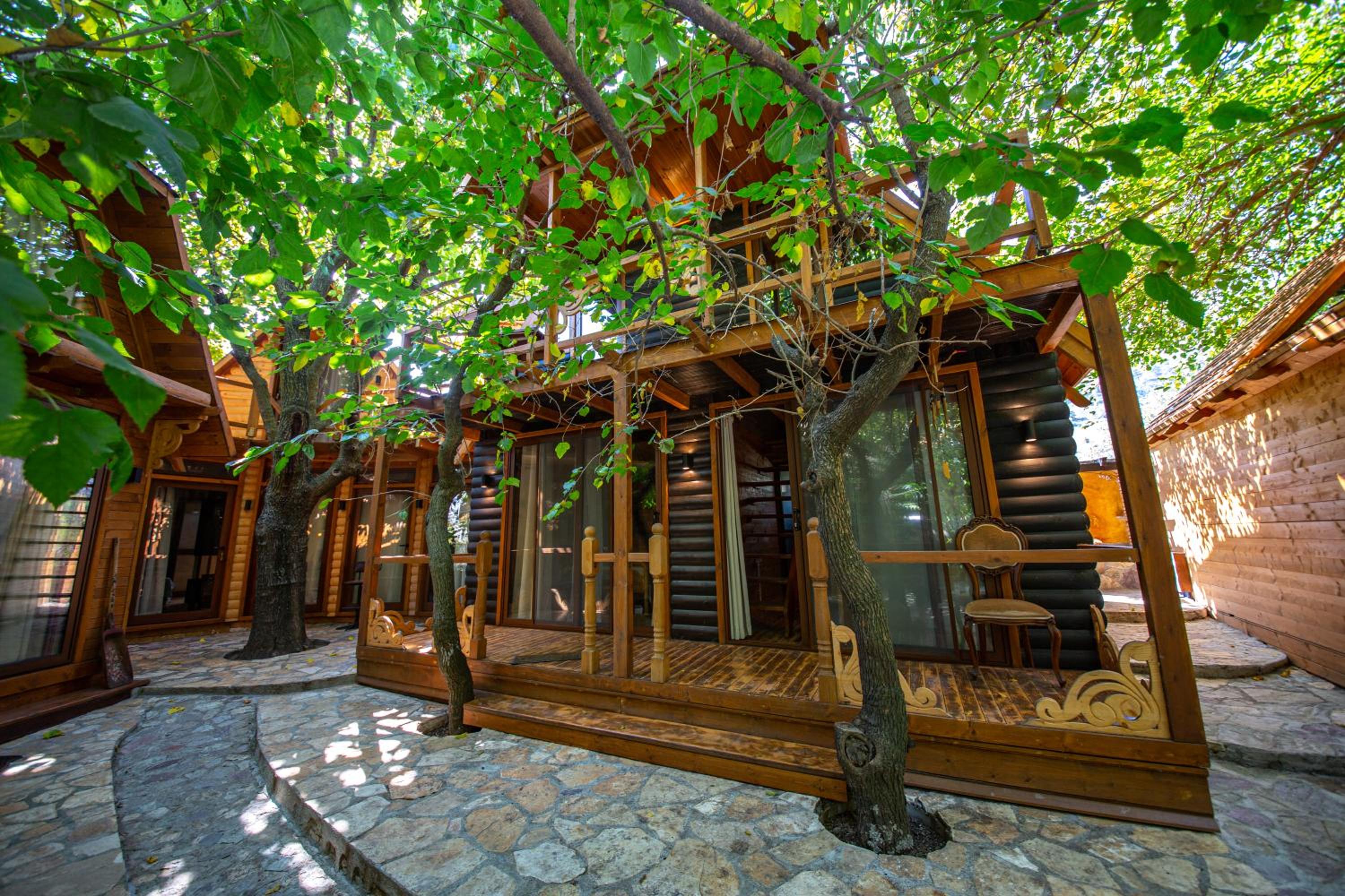 Hotel Legjenda