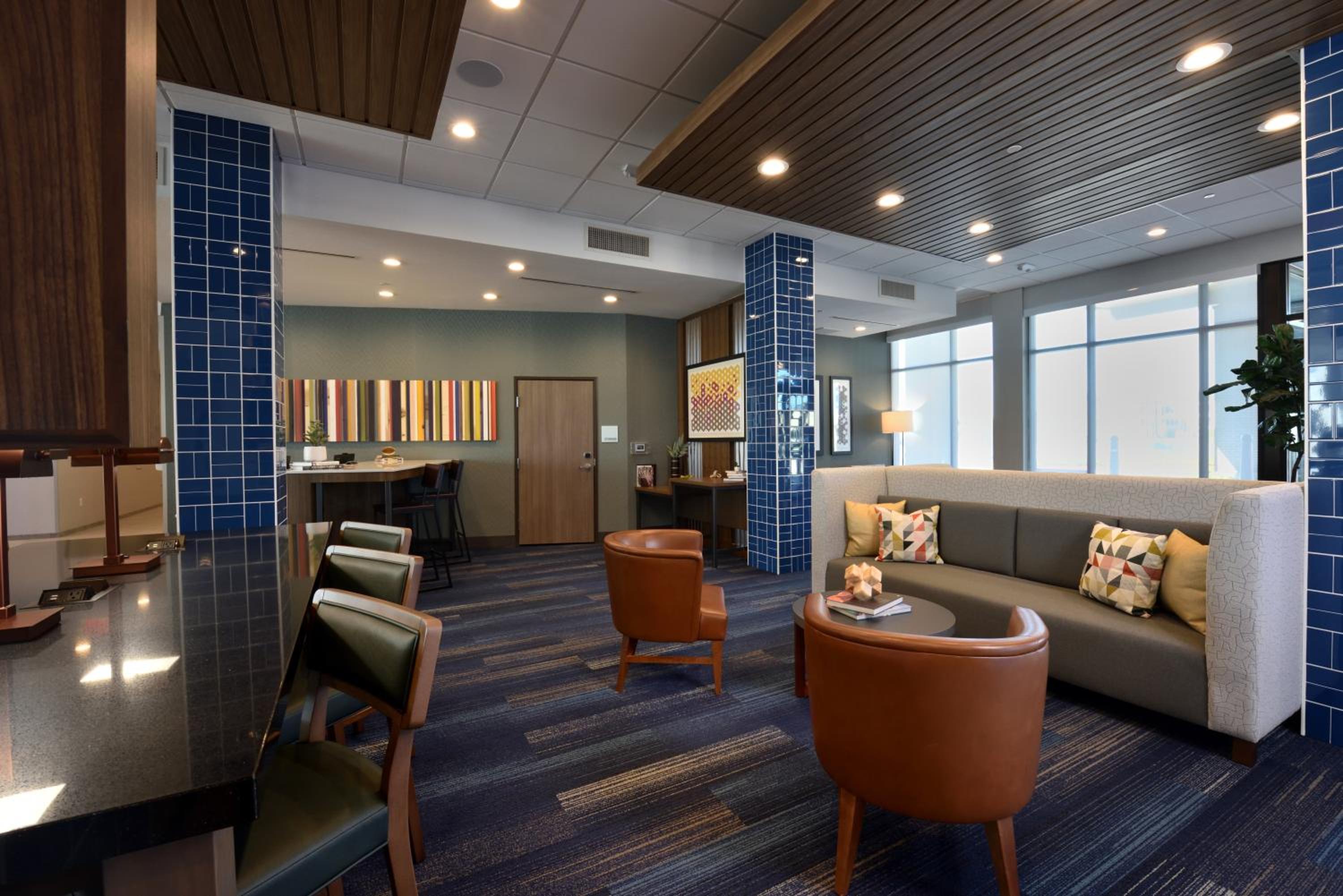 Palm Springs Vacations - Holiday Inn Express Suites Spring - Woodlands Area, an IHG Hotel - Property Image 56