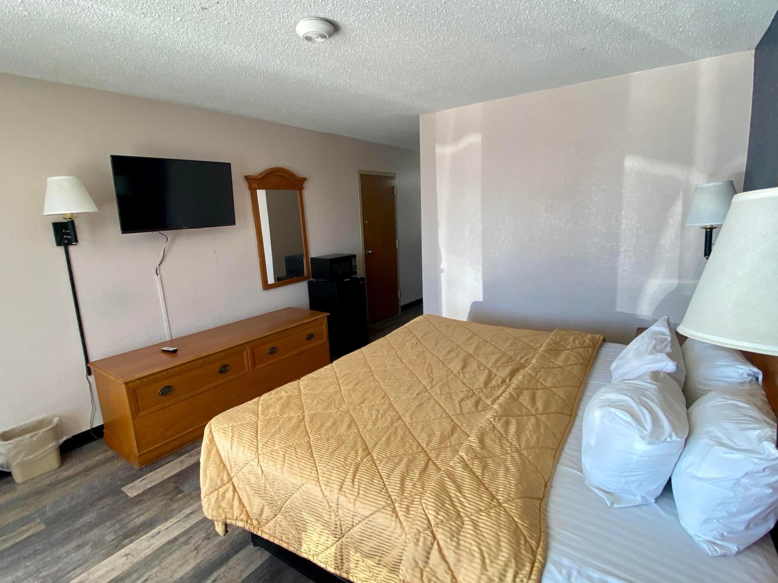 Marianna Vacations - Motel 6 Marianna, FL - Property Image 36