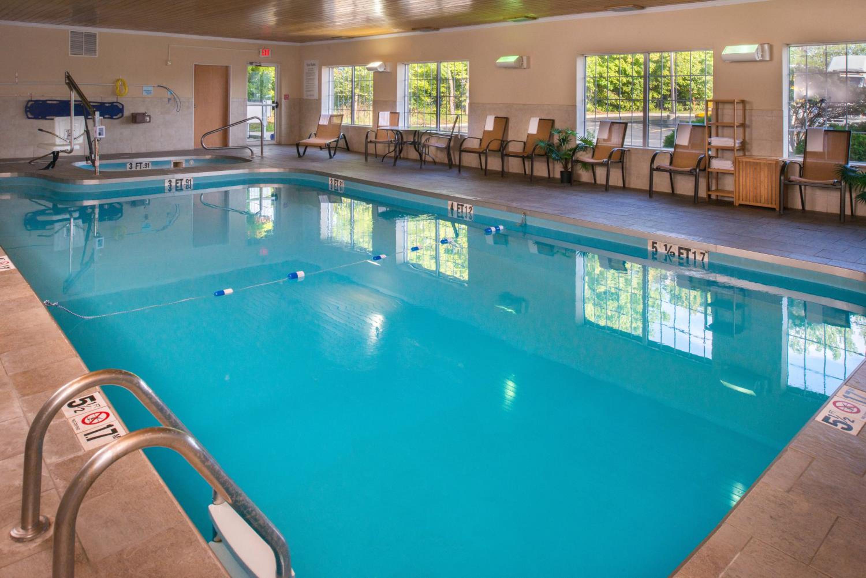 Holiday Inn Express Hotel Suites Bucyrus, an IHG Hotel - Property Image 18